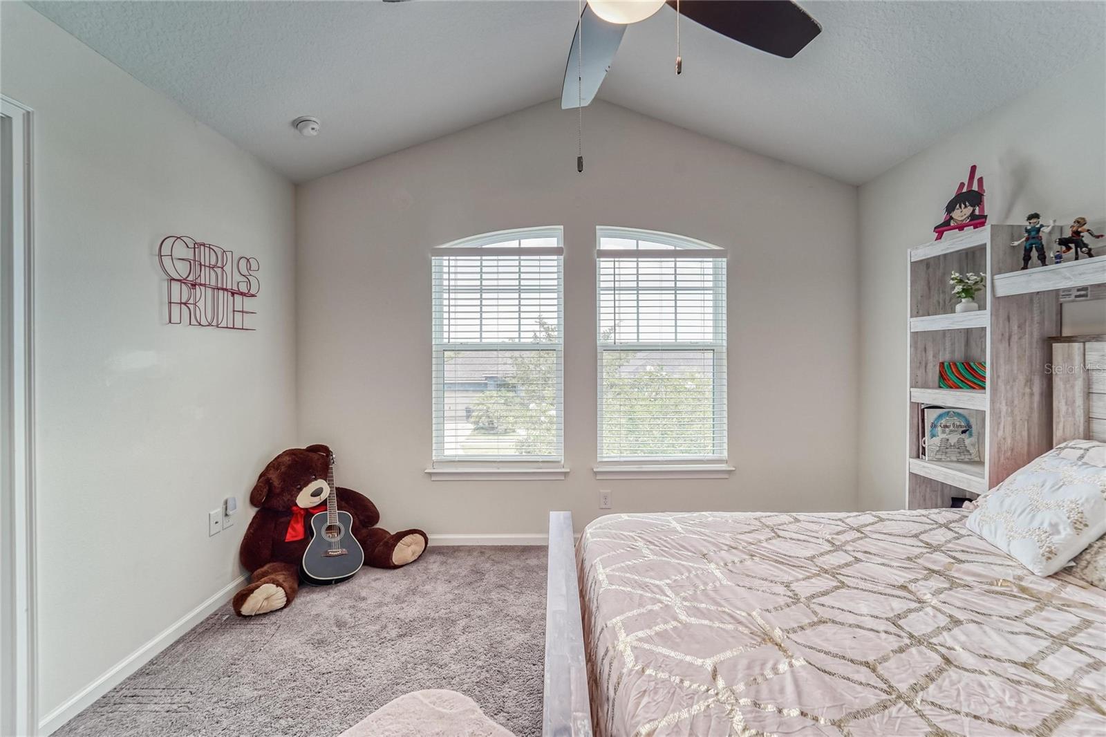 Image 32 of 68 For 12358 Streambed Drive