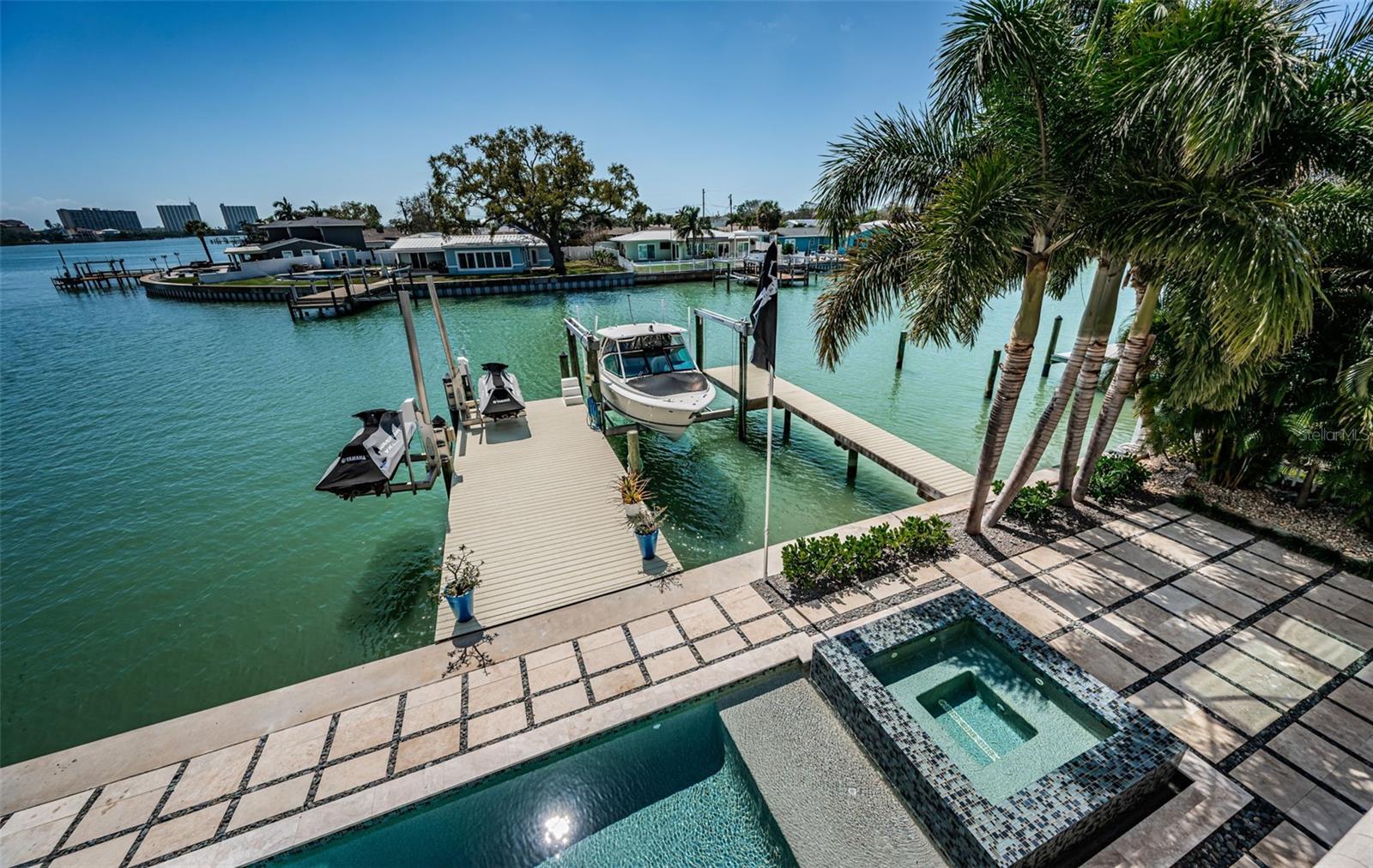 Image 20 of 86 For 7822 Causeway Boulevard S