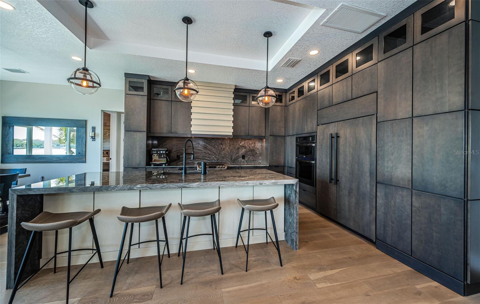 Image 26 of 86 For 7822 Causeway Boulevard S