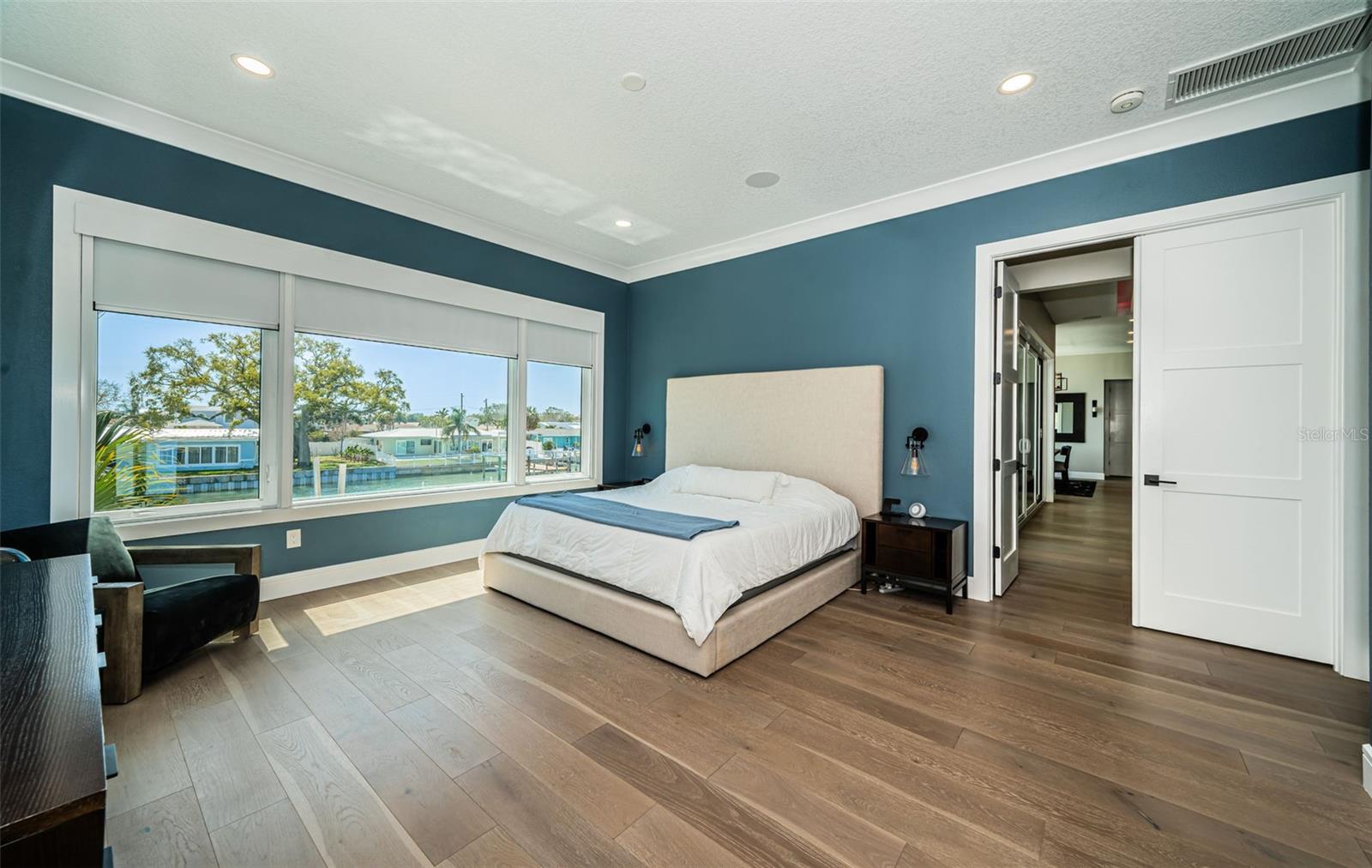 Image 35 of 86 For 7822 Causeway Boulevard S