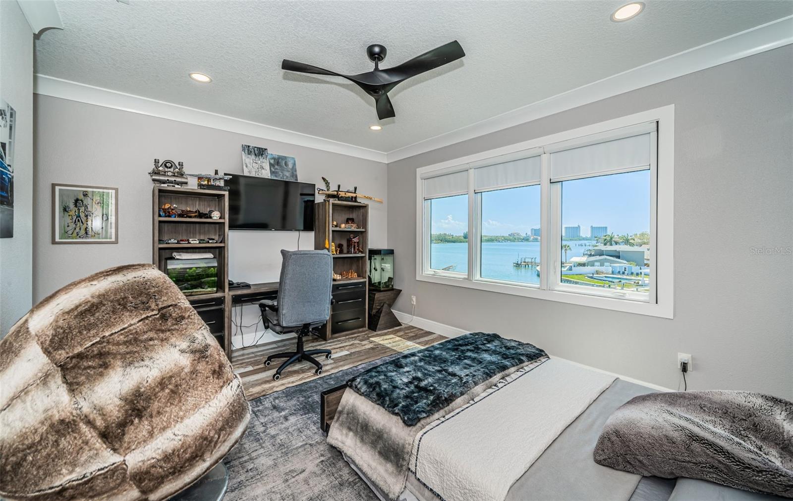 Image 56 of 86 For 7822 Causeway Boulevard S