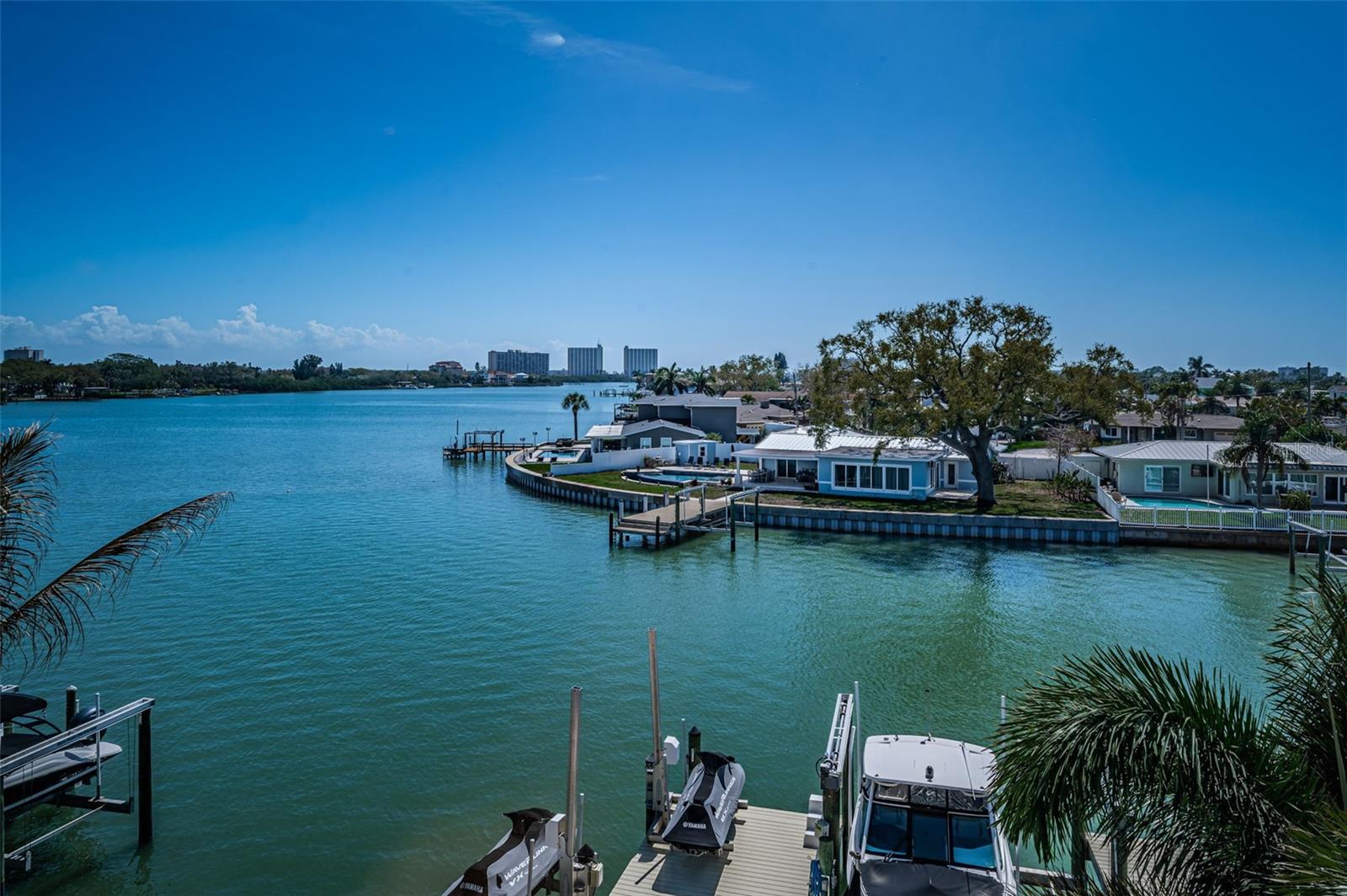 Image 57 of 86 For 7822 Causeway Boulevard S