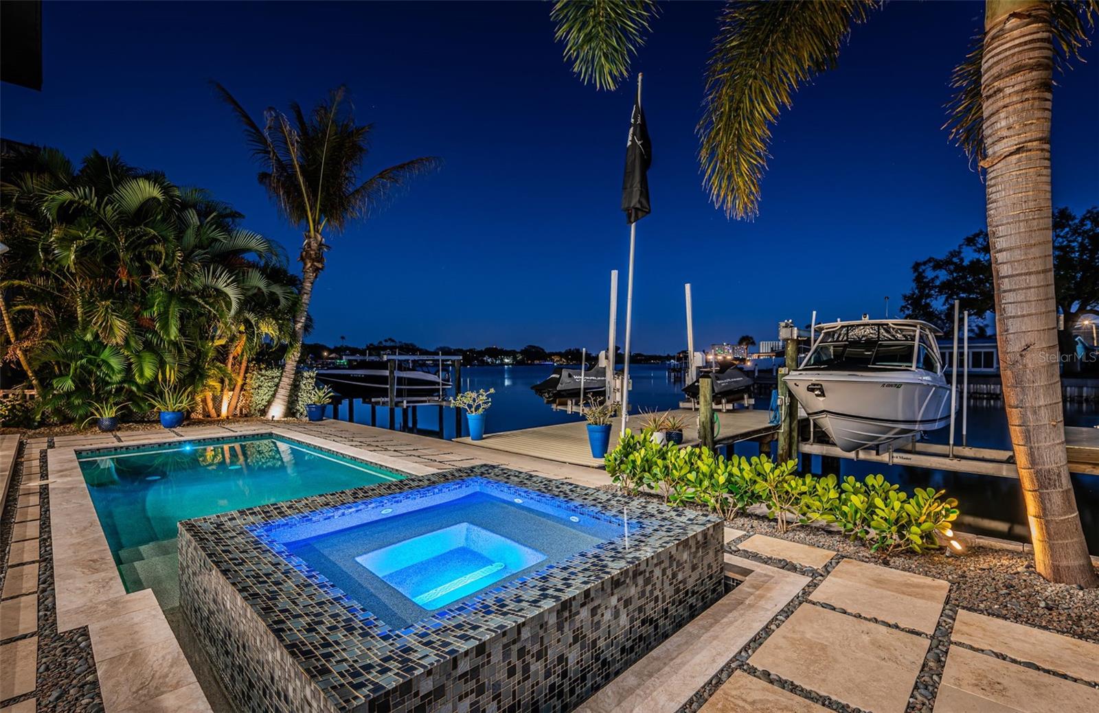 Image 73 of 86 For 7822 Causeway Boulevard S