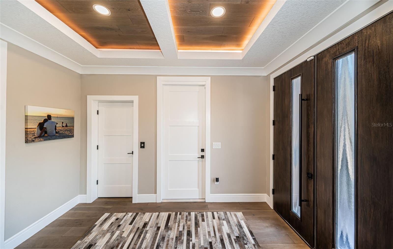 Image 8 of 86 For 7822 Causeway Boulevard S