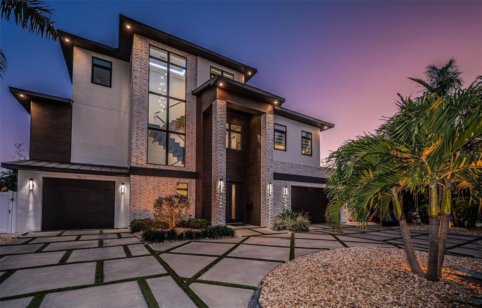 Image 85 of 86 For 7822 Causeway Boulevard S