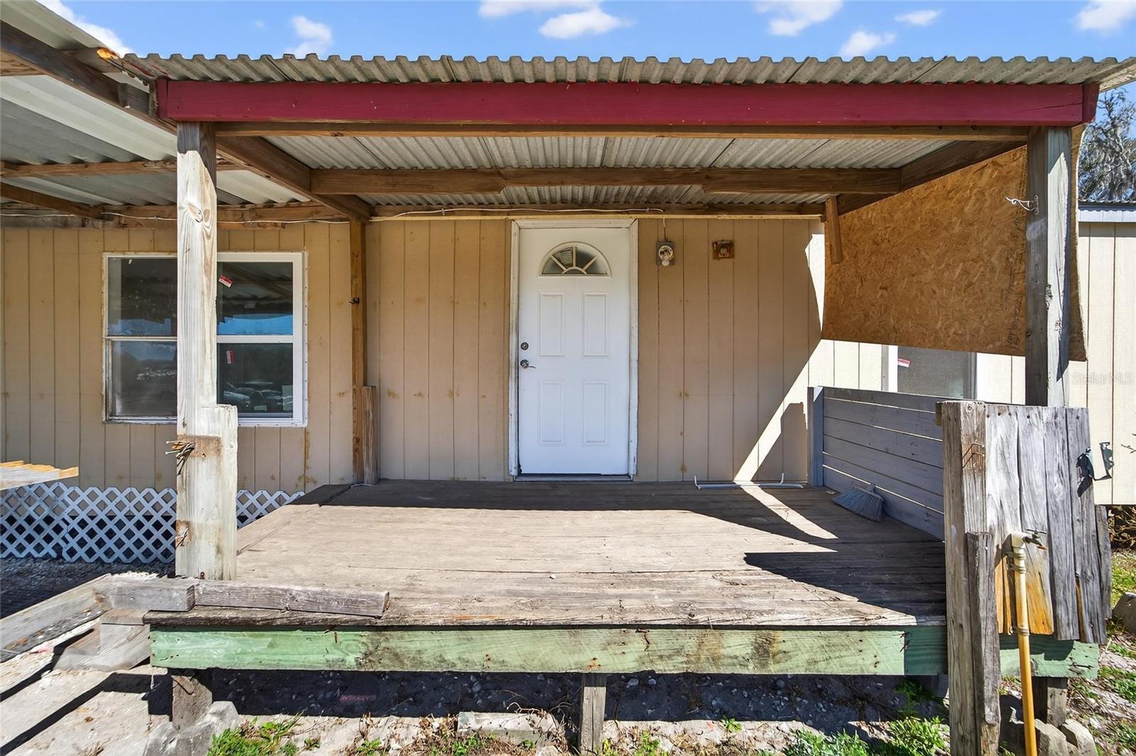 Image 14 of 81 For 35238 Manuel Street