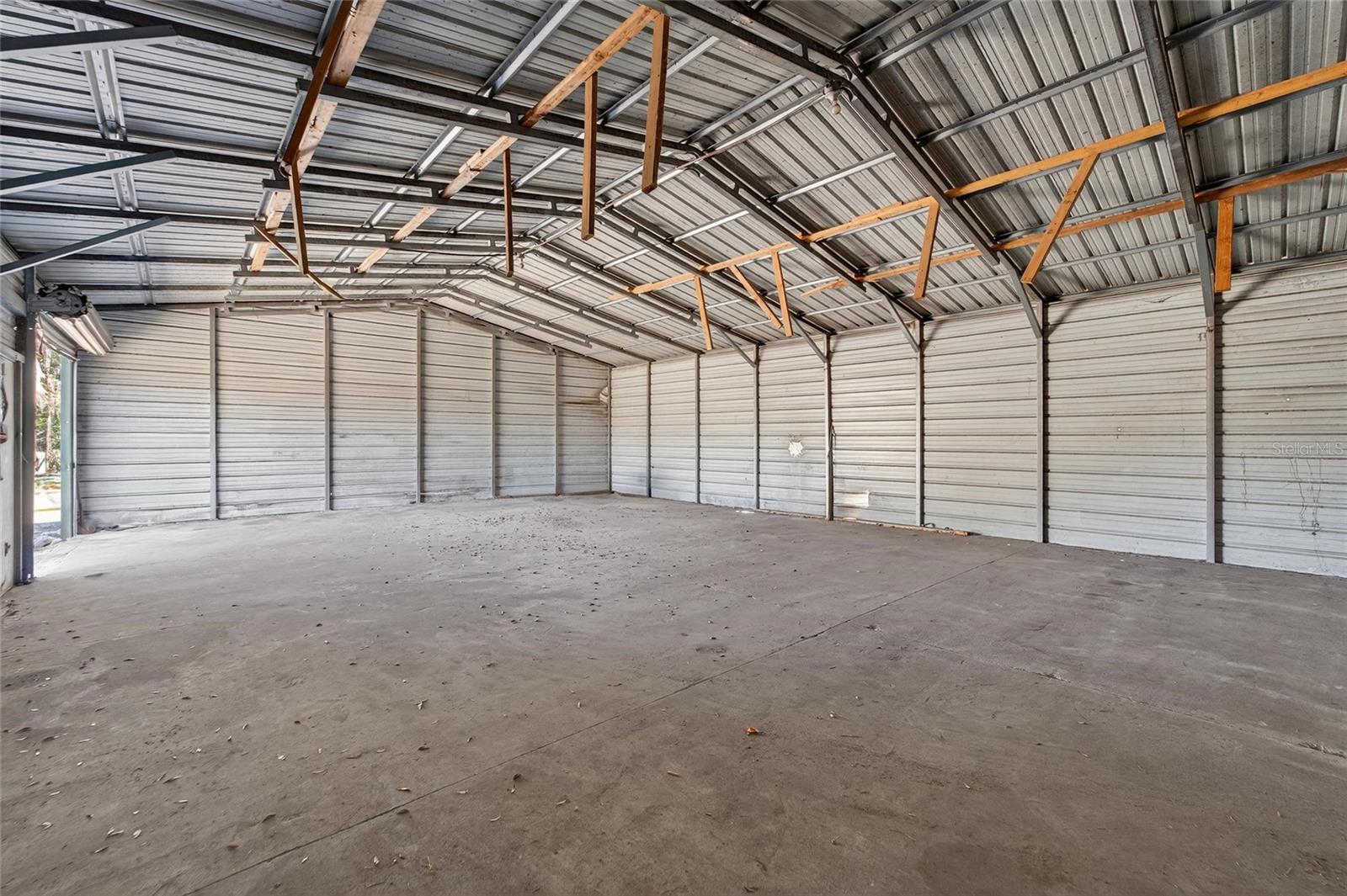 Image 46 of 81 For 35238 Manuel Street