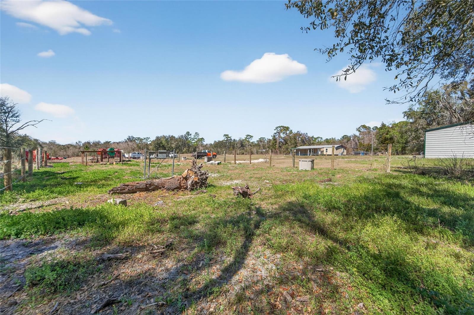 Image 58 of 81 For 35238 Manuel Street