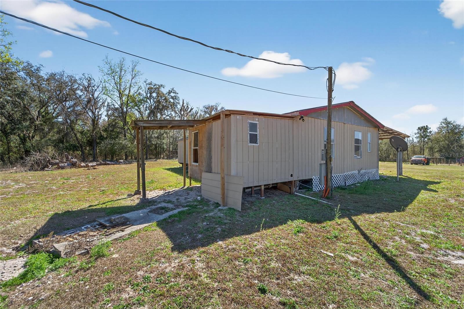 Image 7 of 81 For 35238 Manuel Street