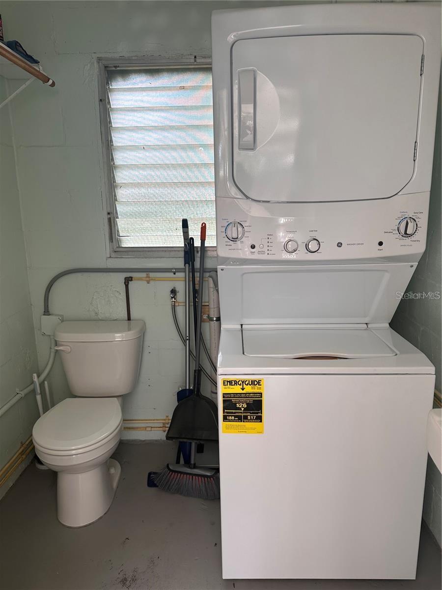 Image 9 of 13 For 2261 Curlew Road