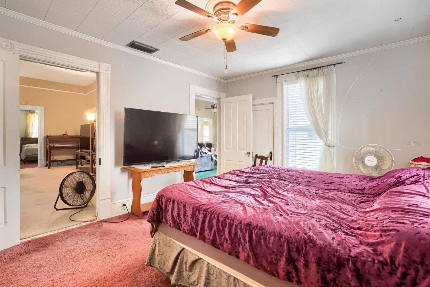 Image 17 of 34 For 2523 10th Avenue W