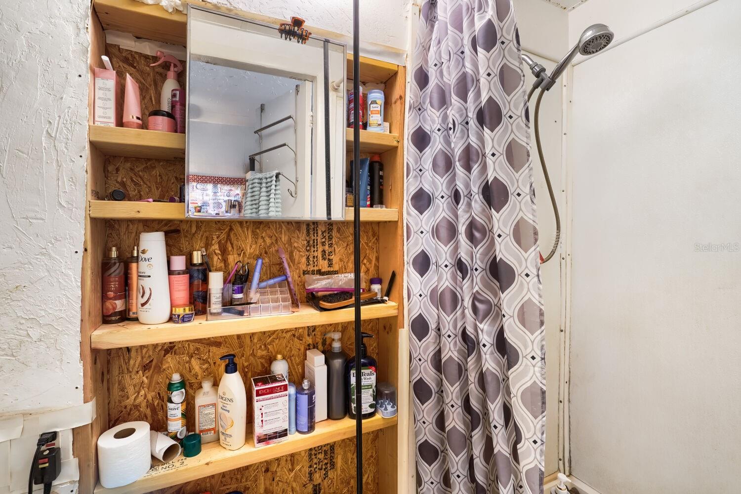 Image 30 of 34 For 2523 10th Avenue W