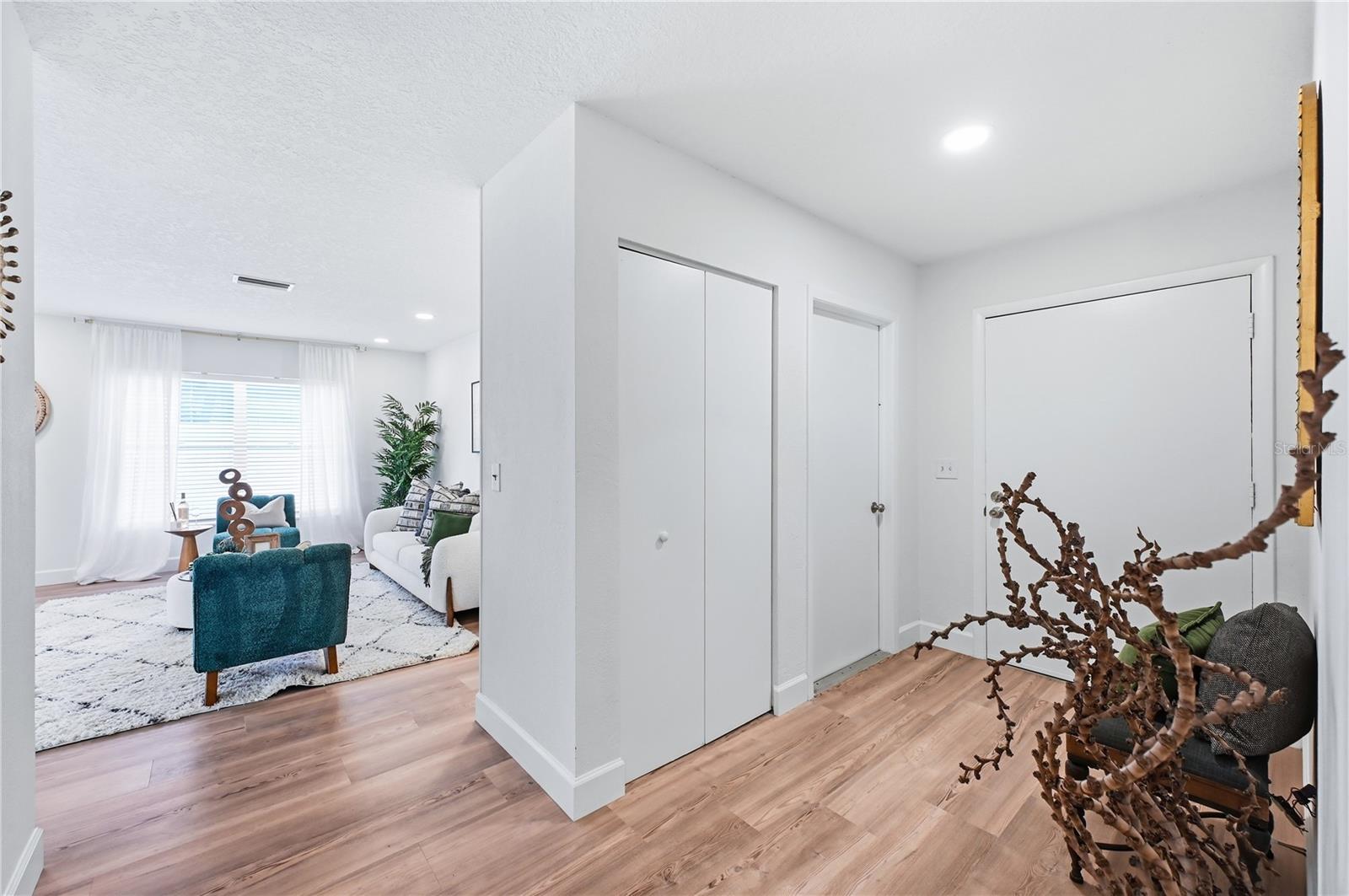 Image 14 of 16 For 13926 Cherry Dale Lane