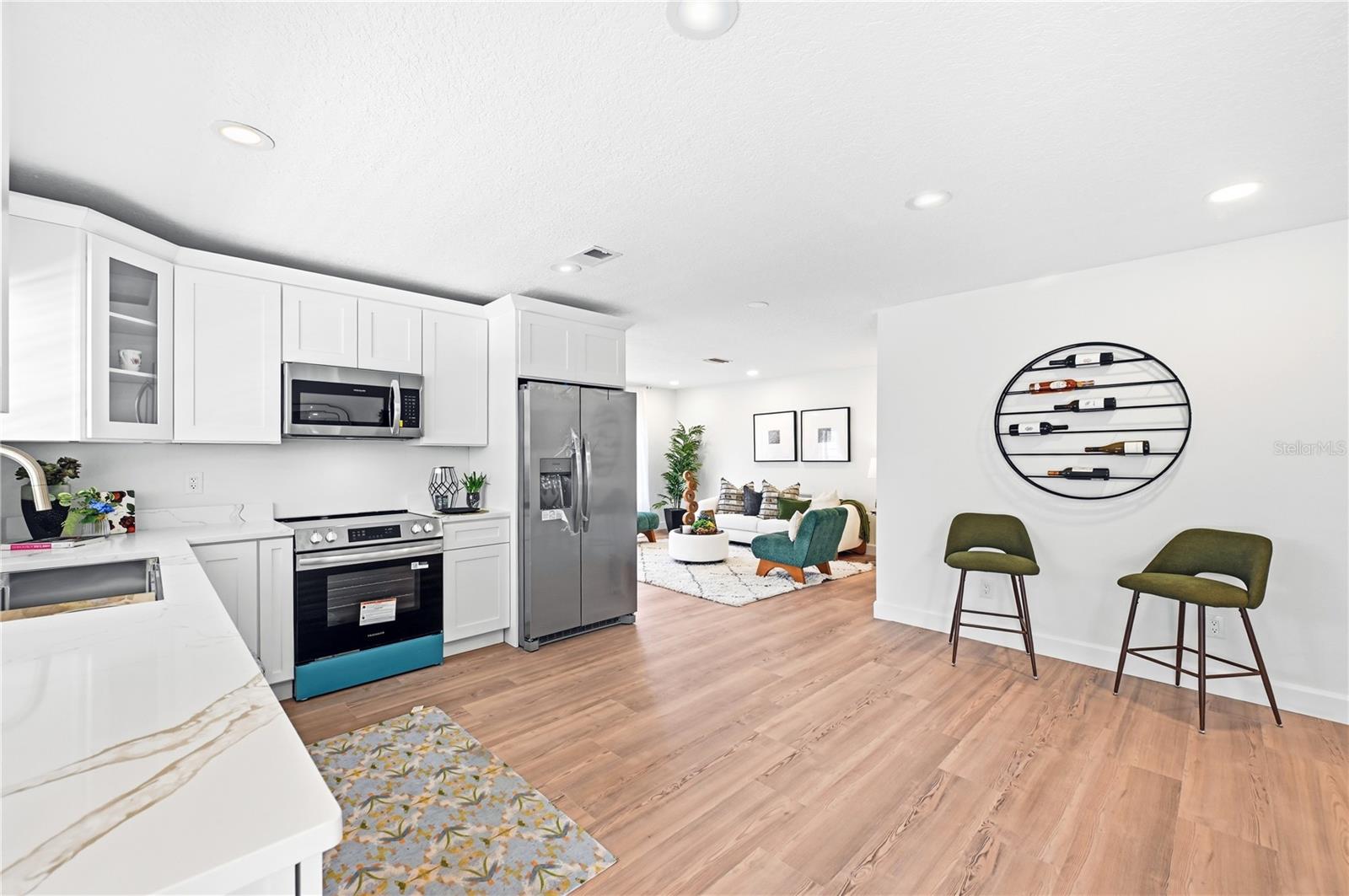 Image 3 of 16 For 13926 Cherry Dale Lane