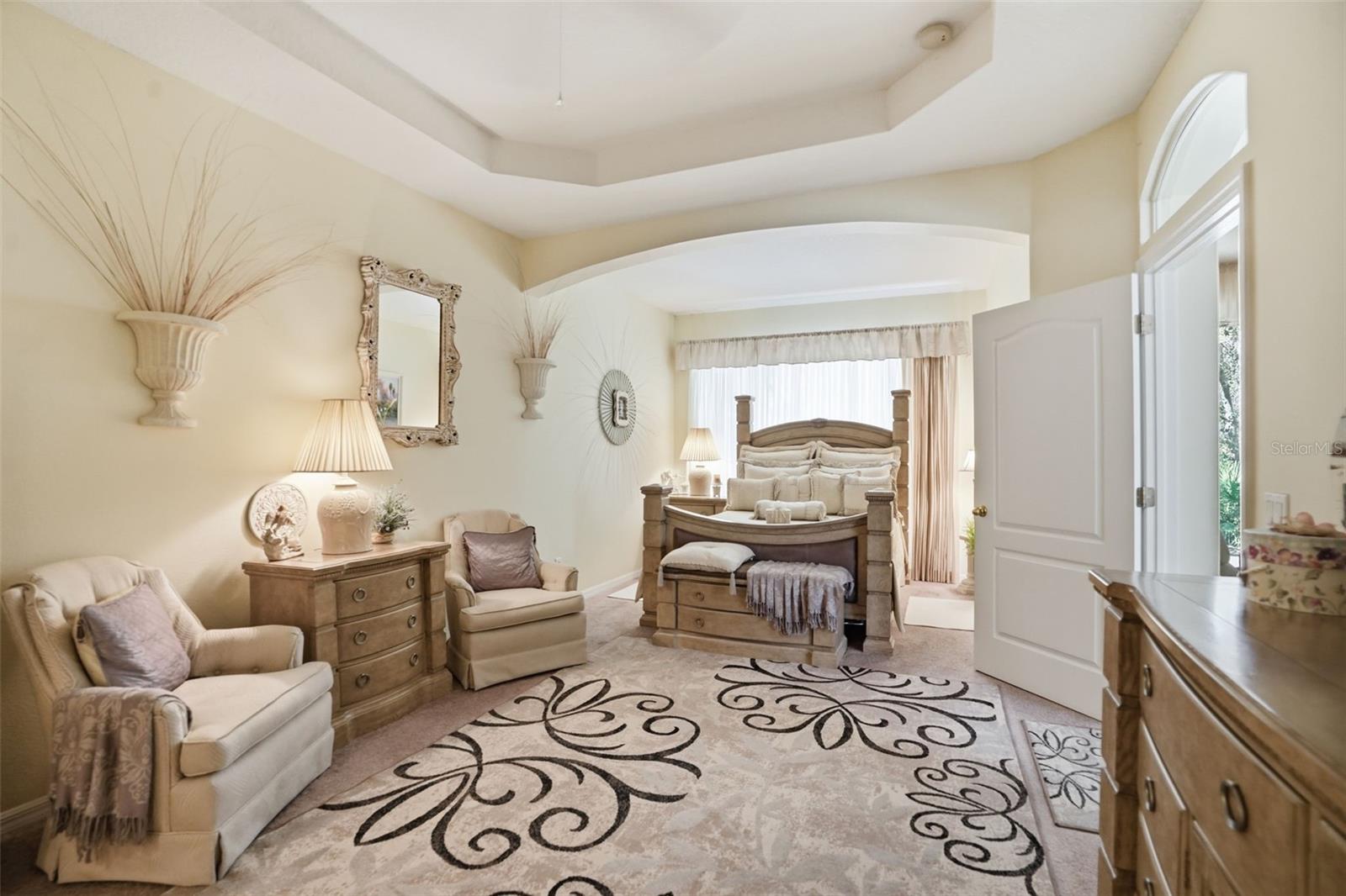 Listing photo id 17 for 3252 Chapel Creek Circle