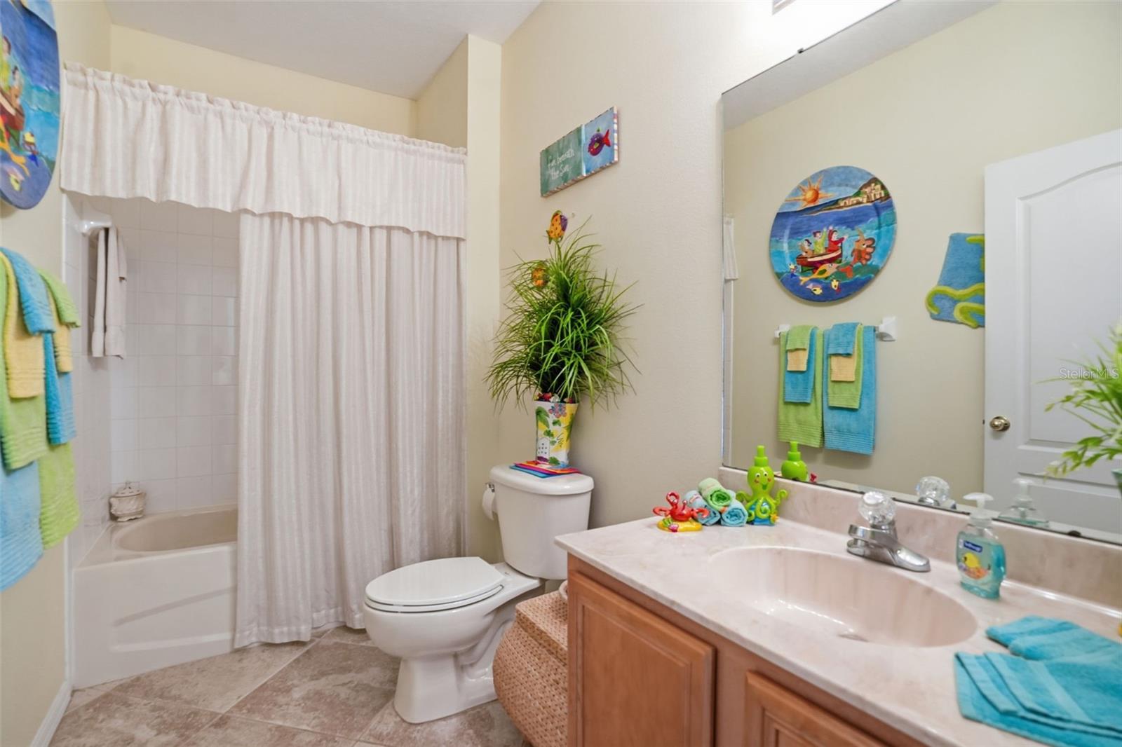 Listing photo id 24 for 3252 Chapel Creek Circle