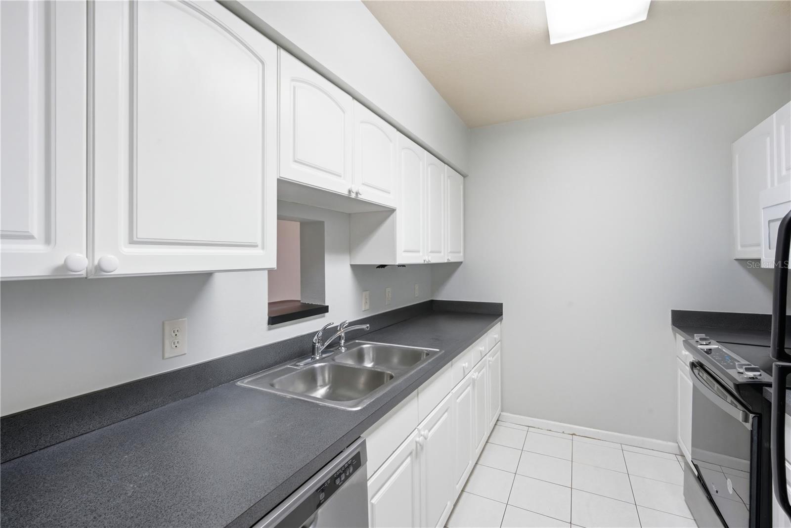 Image 11 of 26 For 3731 Cass Street