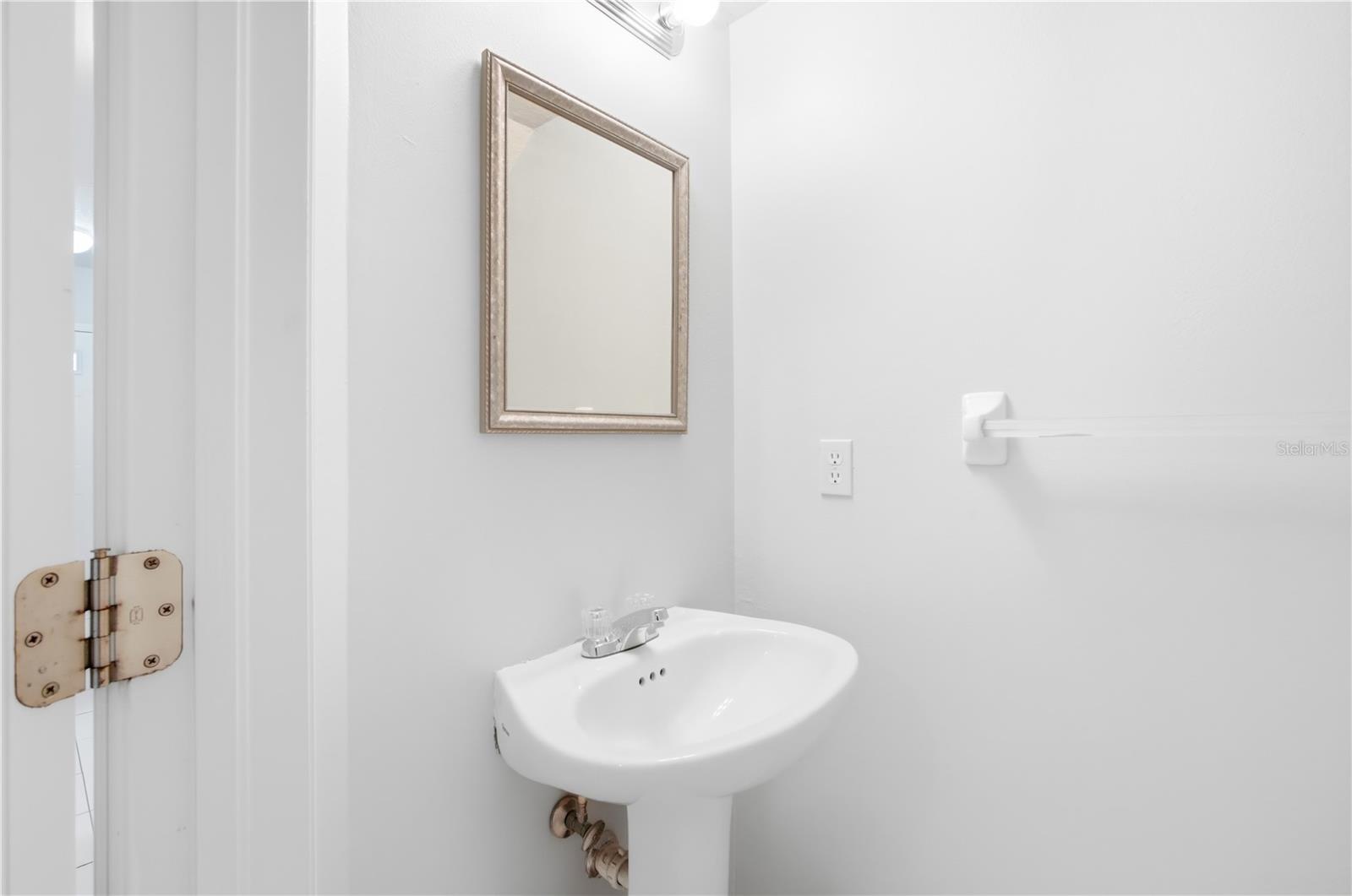 Image 9 of 26 For 3731 Cass Street