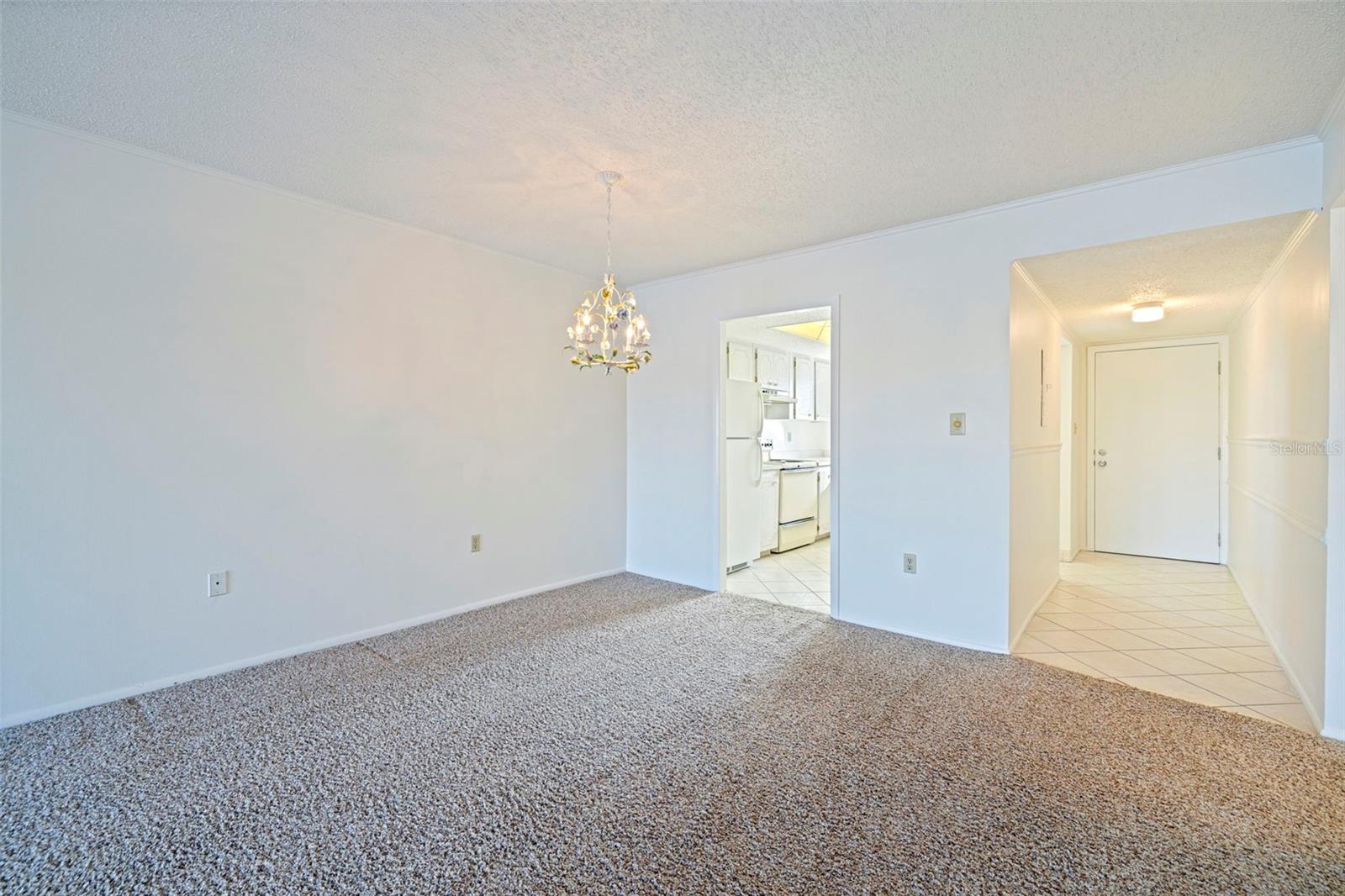 Image 14 of 51 For 3408 Lake Bayshore Drive P-317