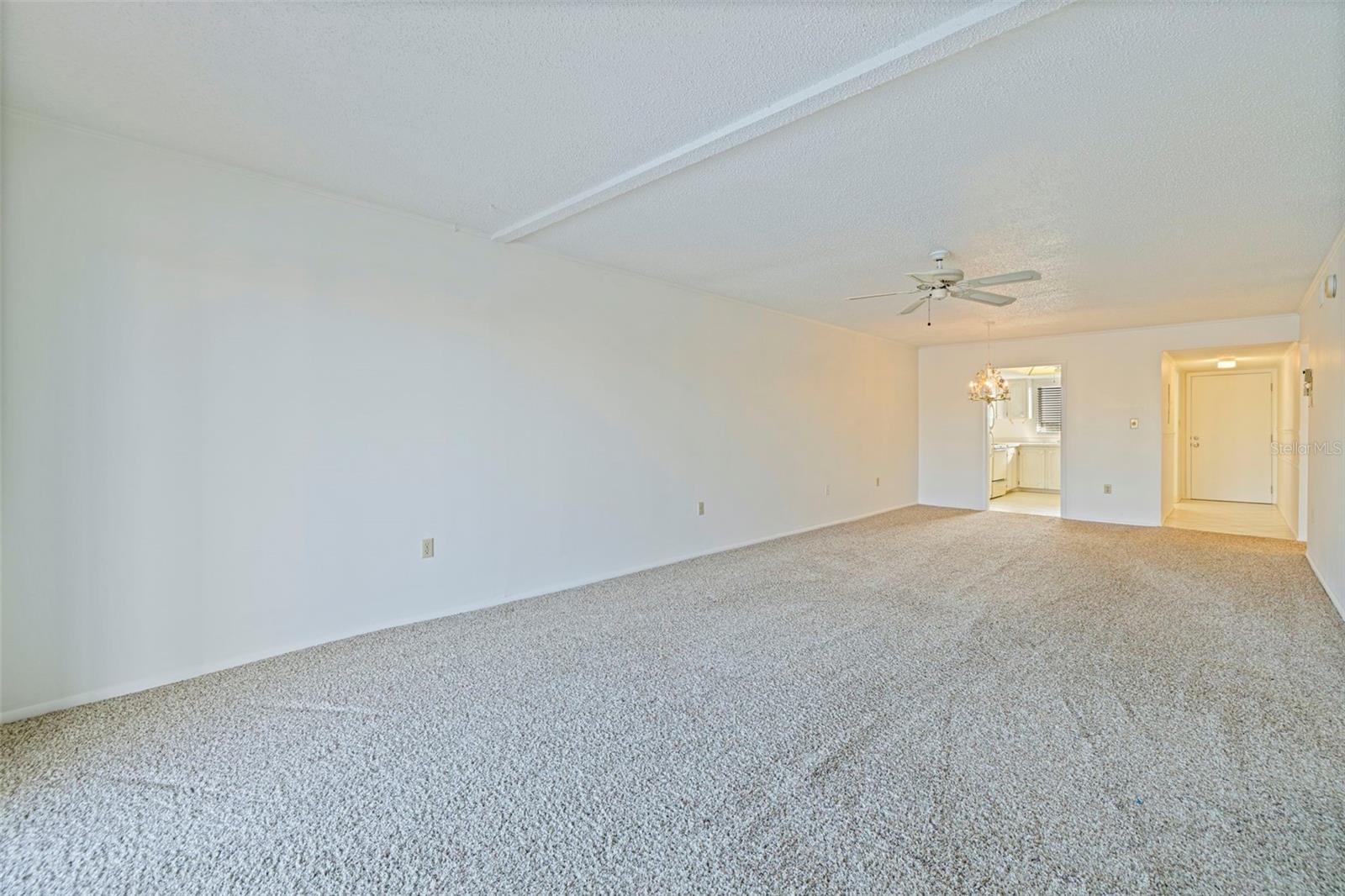 Image 17 of 51 For 3408 Lake Bayshore Drive P-317