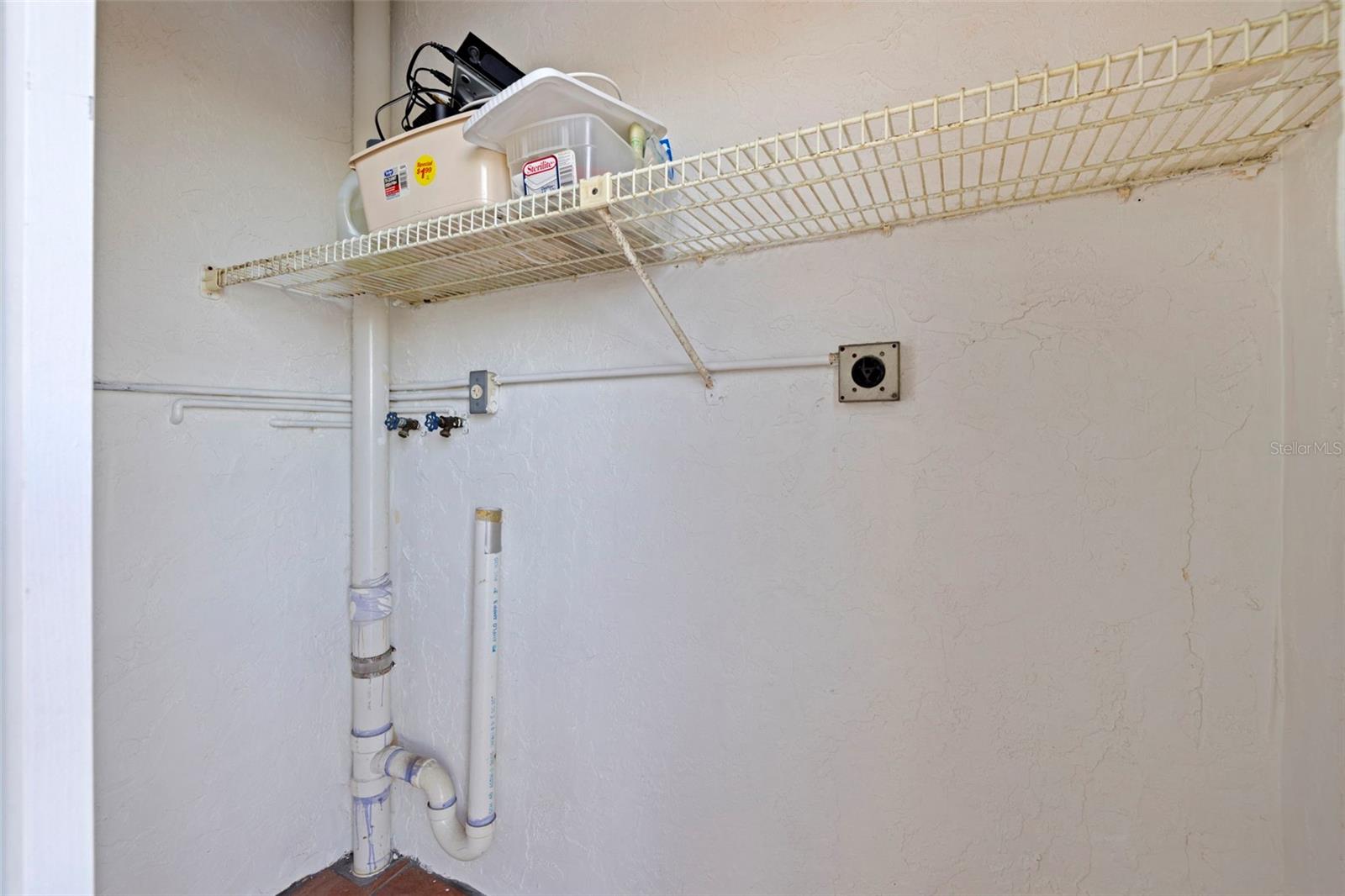 Image 36 of 51 For 3408 Lake Bayshore Drive P-317