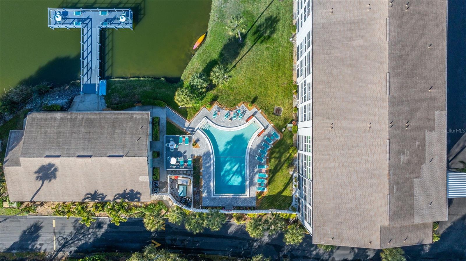 Image 9 of 51 For 3408 Lake Bayshore Drive P-317