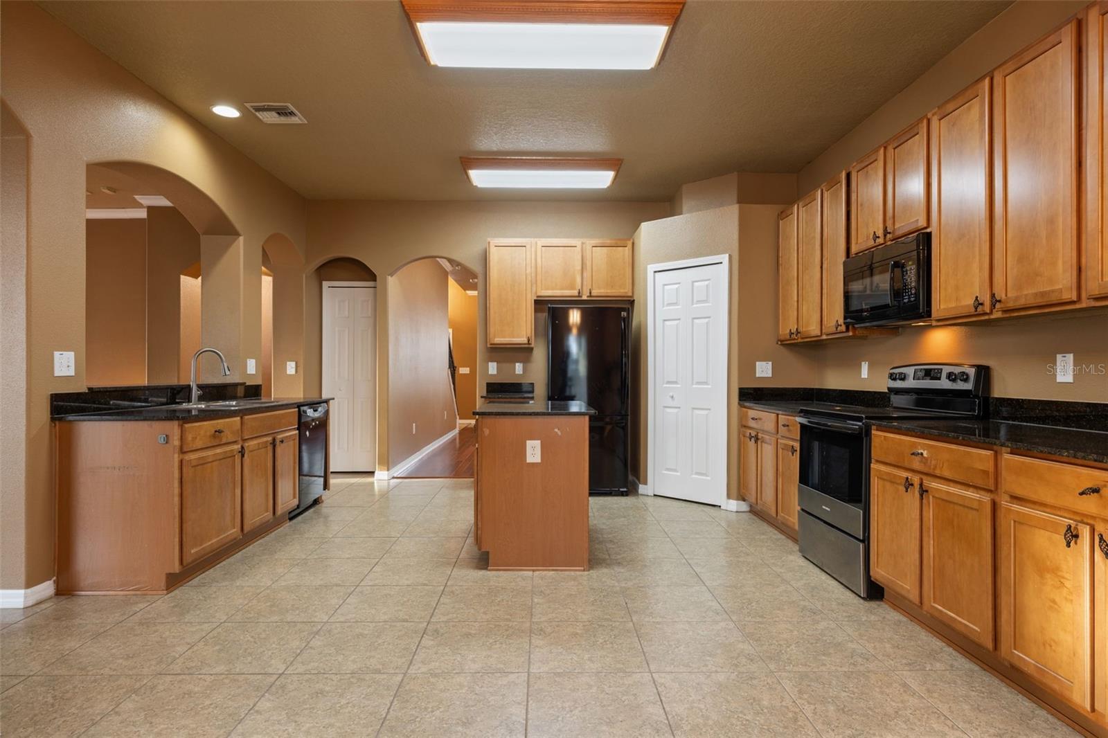 Image 6 of 35 For 12112 Luftburrow Lane