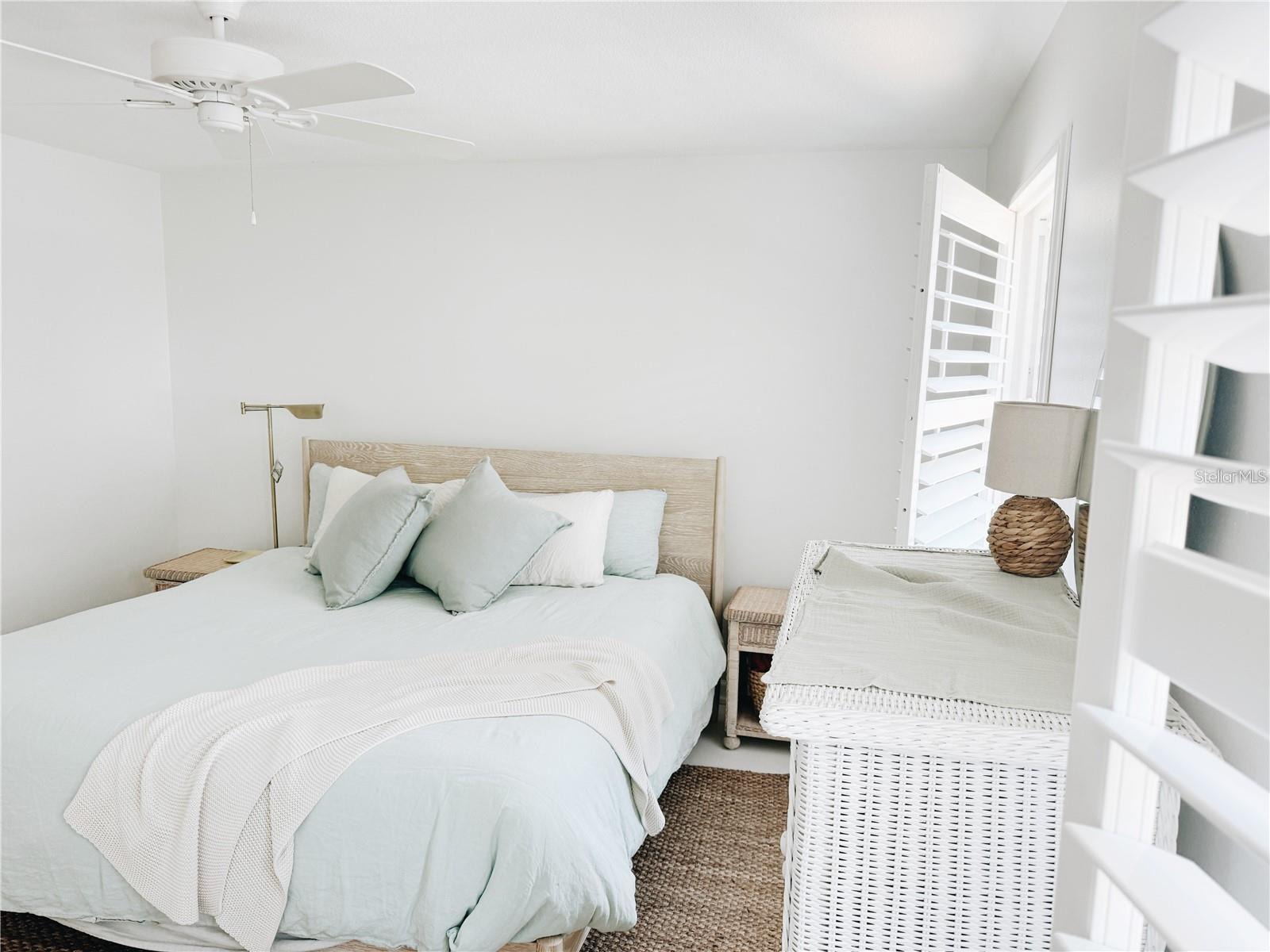 Image 16 of 35 For 212 Bunker Hill Lane 212