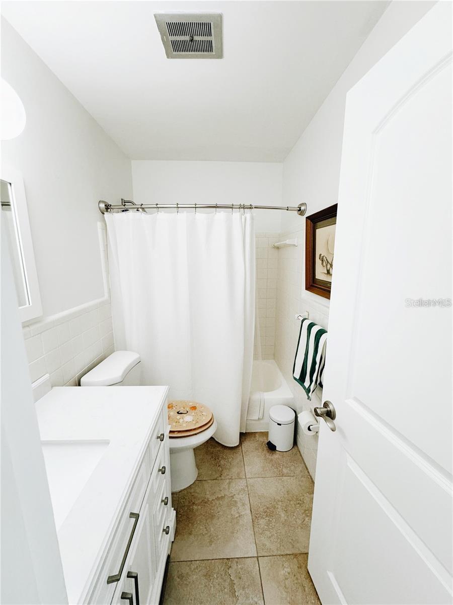 Image 18 of 35 For 212 Bunker Hill Lane 212