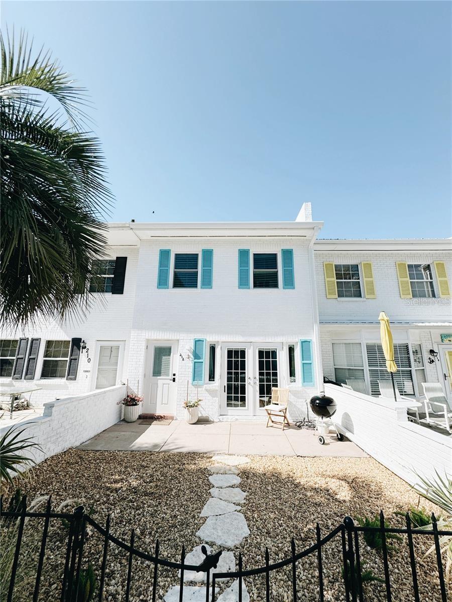 Image 25 of 35 For 212 Bunker Hill Lane 212