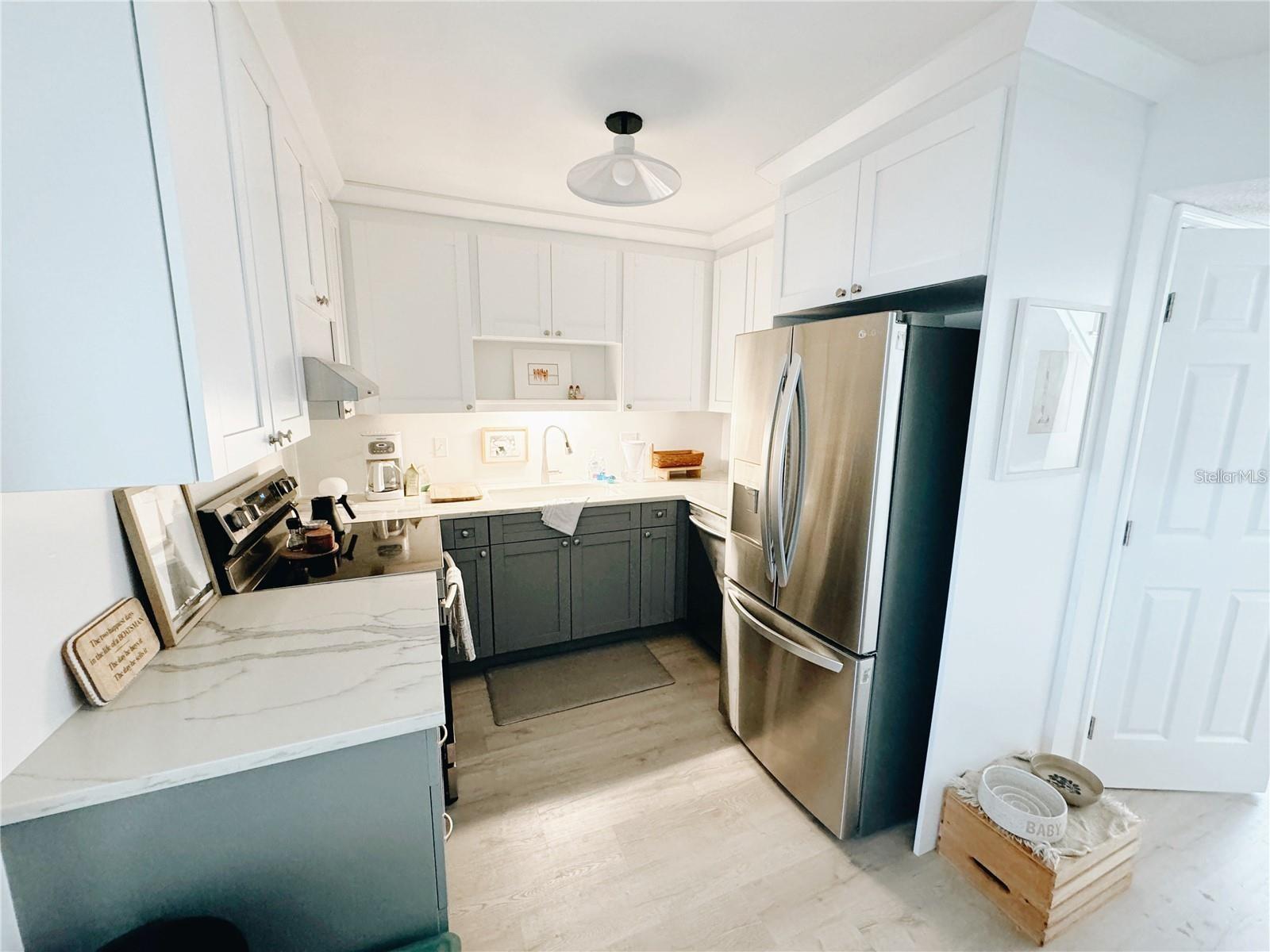 Image 4 of 35 For 212 Bunker Hill Lane 212