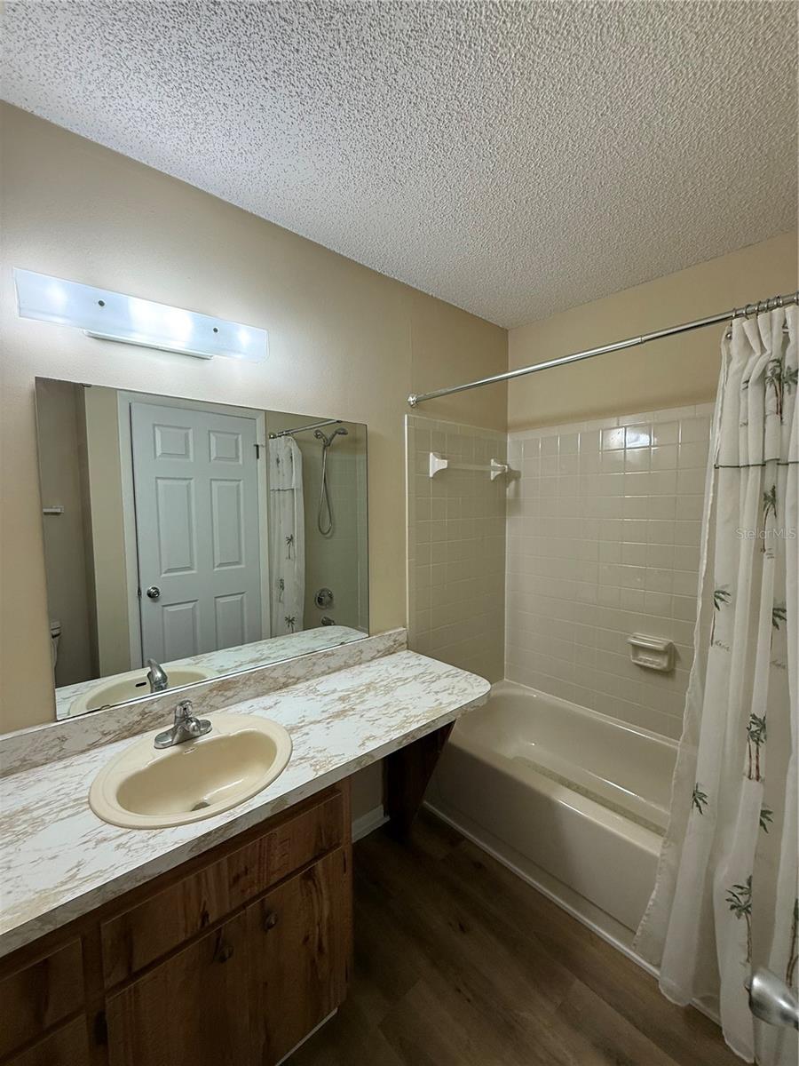 Image 3 of 10 For 4556 Blossom Boulevard 4556
