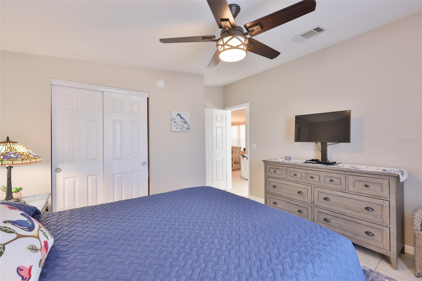 Image 26 of 46 For 37041 Neukom Avenue