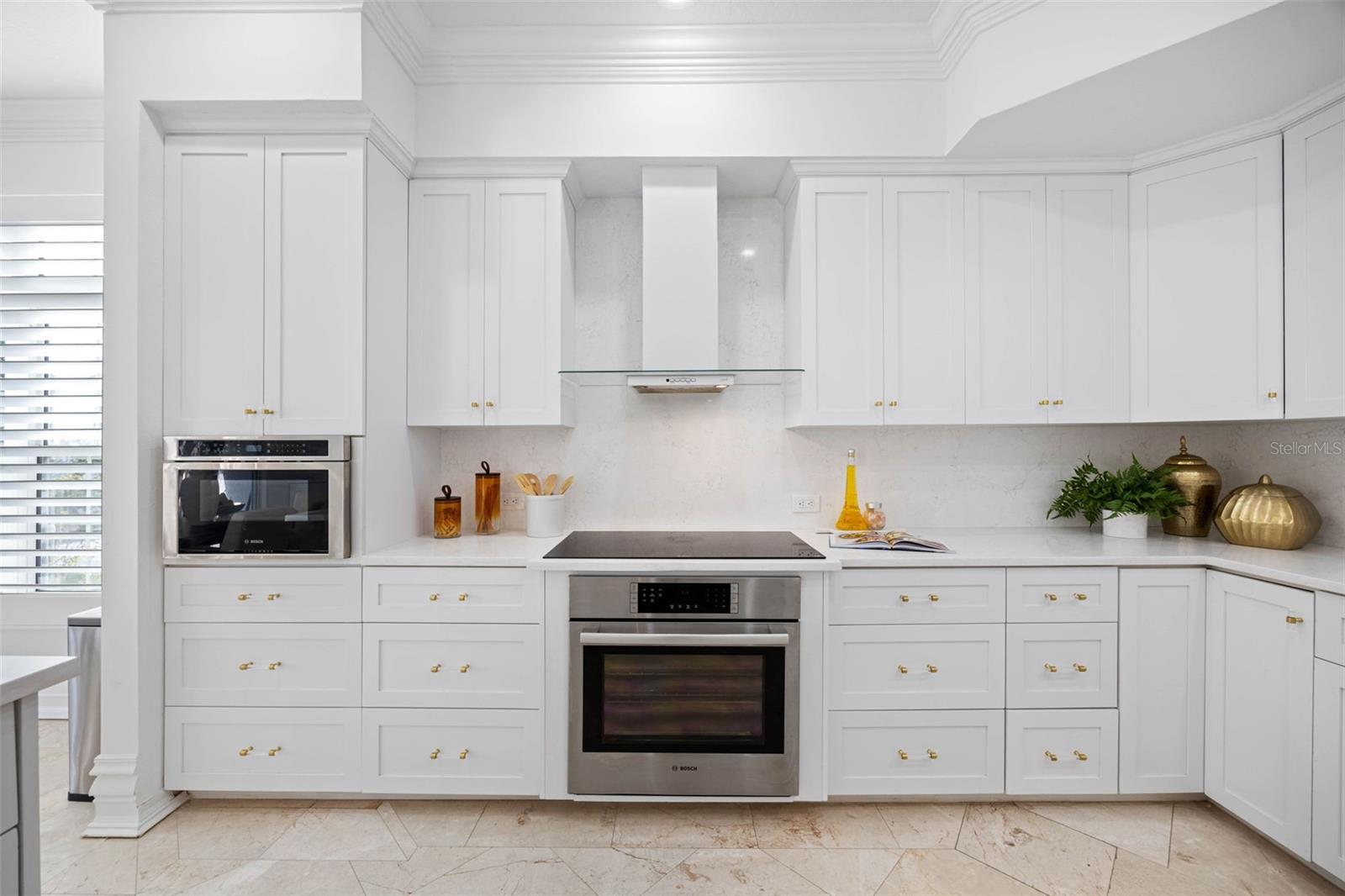 Image 12 of 86 For 6024 Kipps Colony Drive E