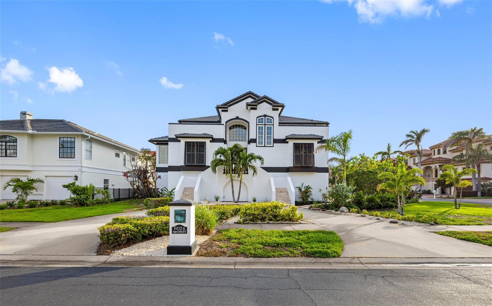 Image 2 of 86 For 6024 Kipps Colony Drive E