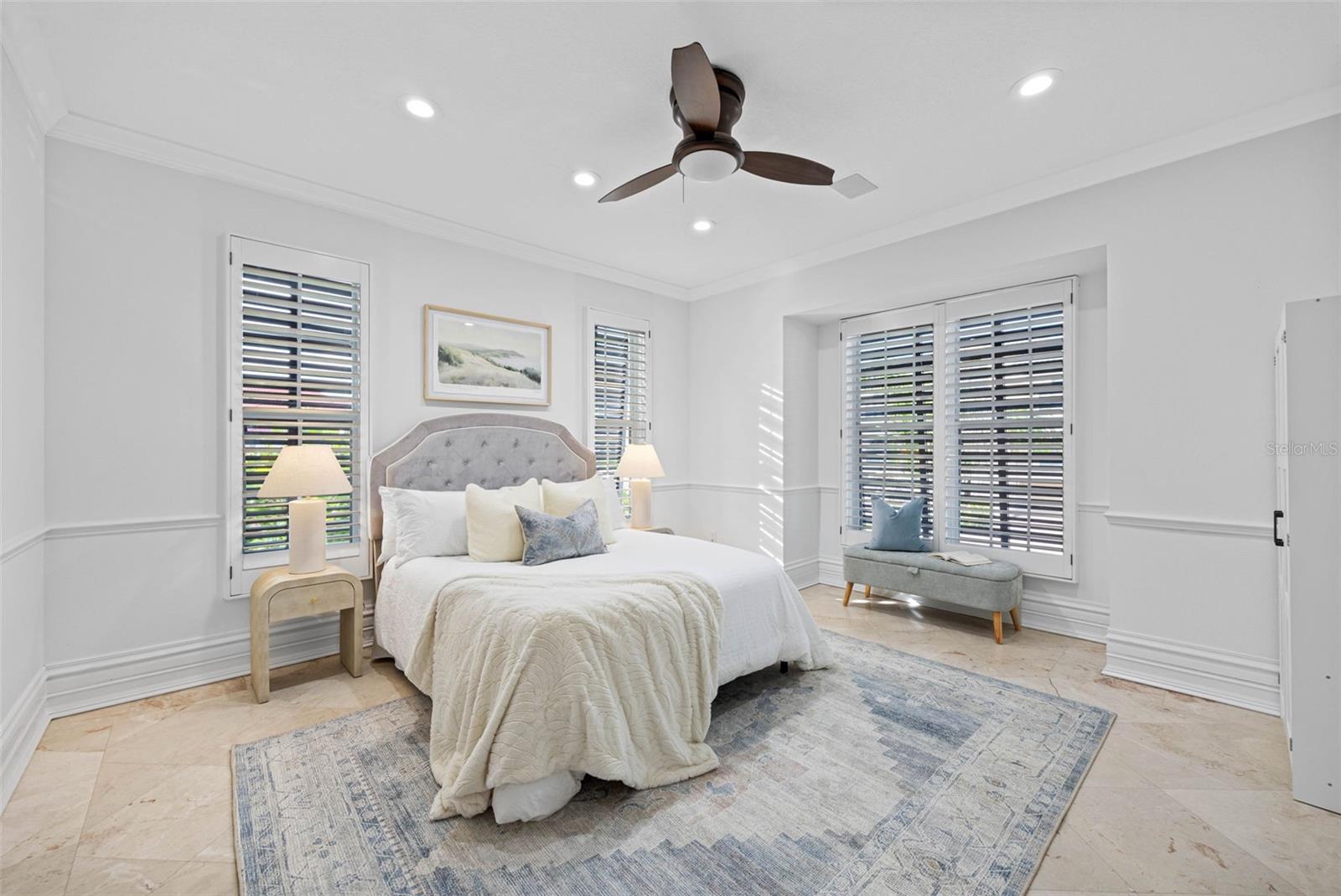 Image 20 of 86 For 6024 Kipps Colony Drive E