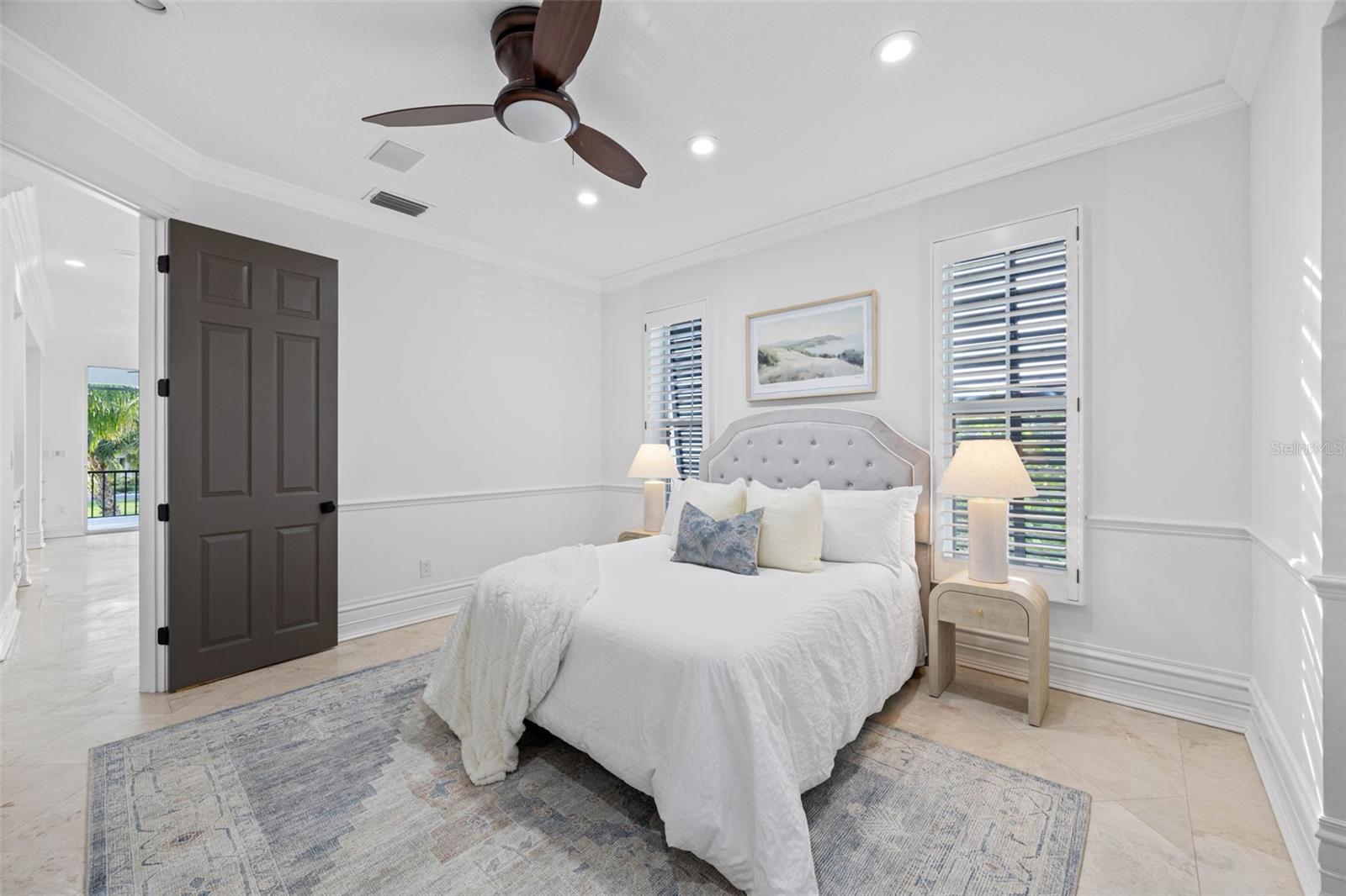 Image 21 of 86 For 6024 Kipps Colony Drive E