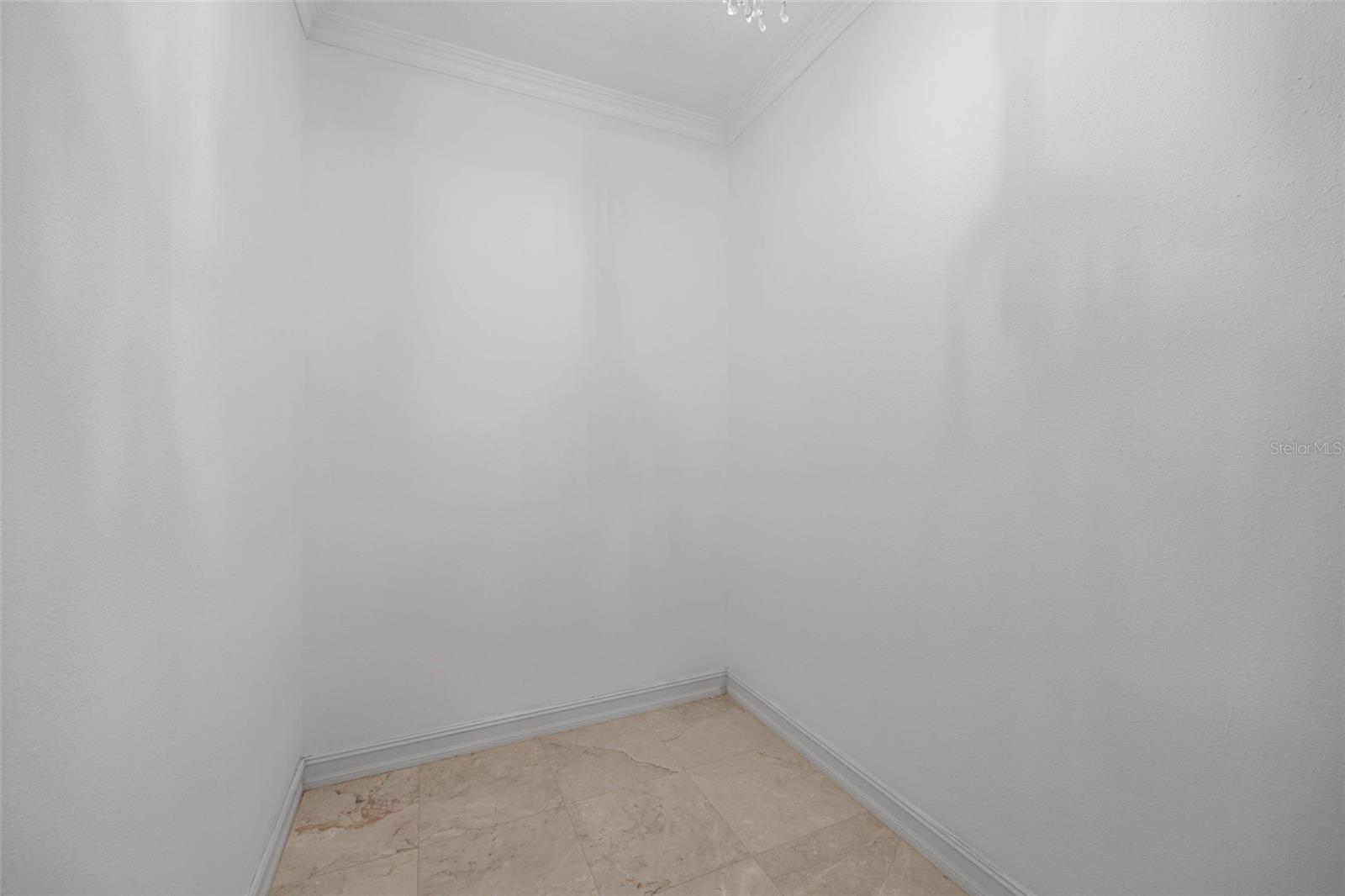 Image 28 of 86 For 6024 Kipps Colony Drive E