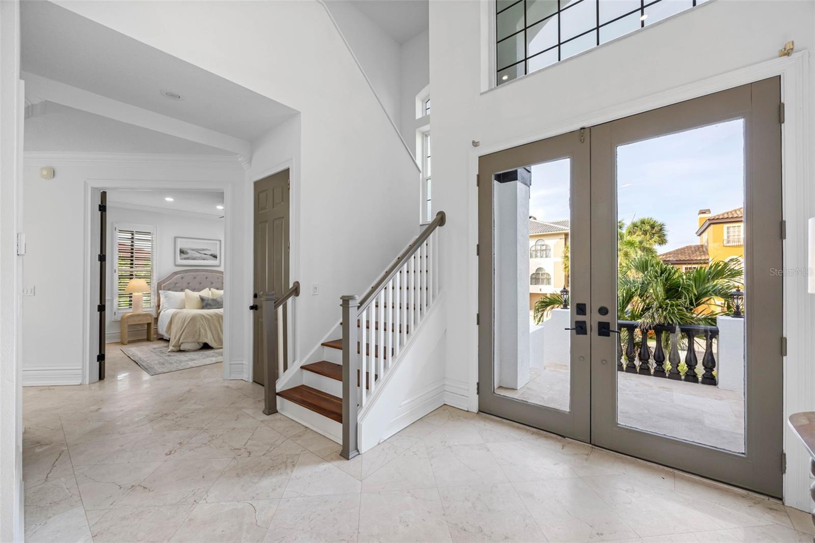 Image 4 of 86 For 6024 Kipps Colony Drive E