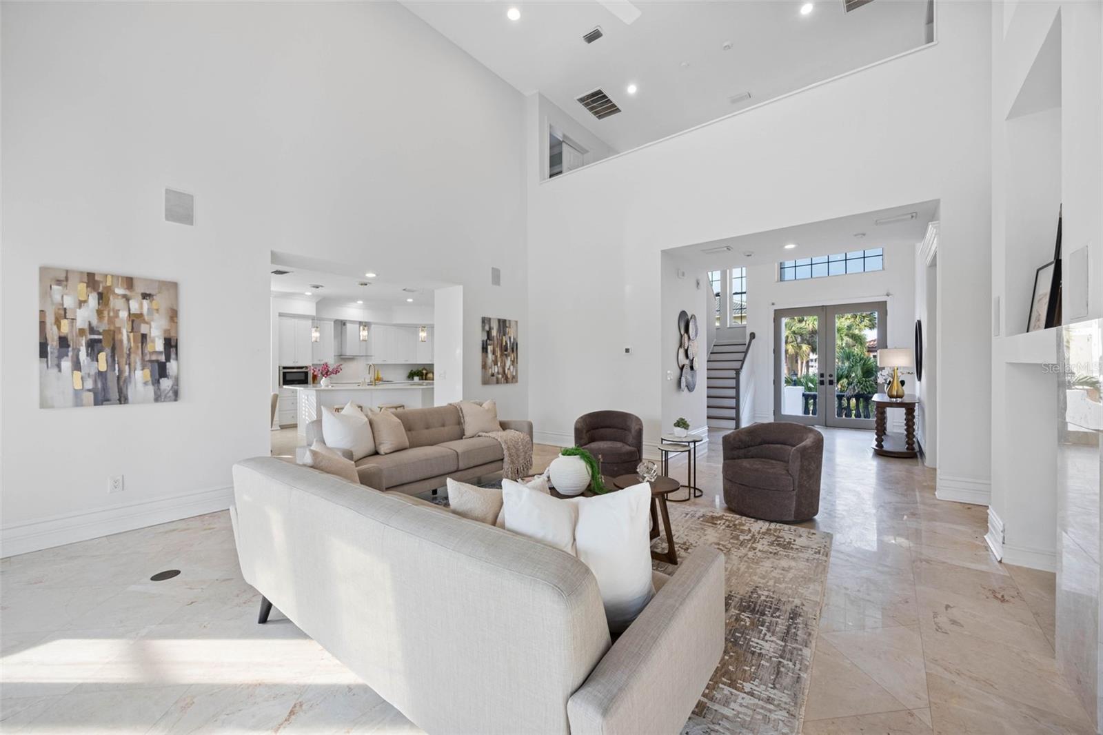 Image 9 of 86 For 6024 Kipps Colony Drive E