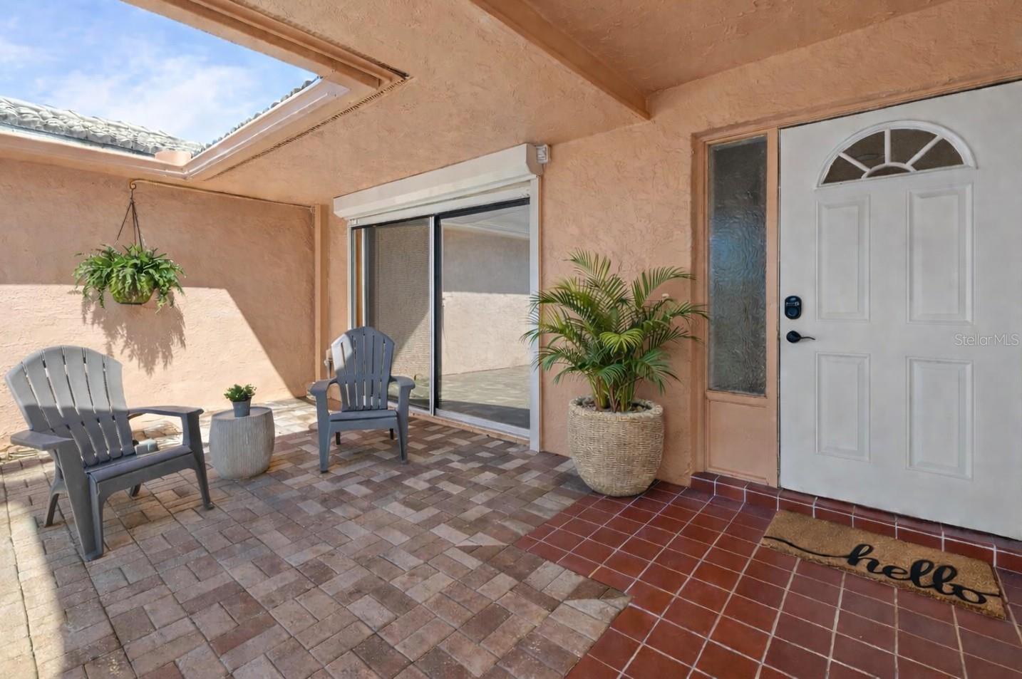 Image 2 of 62 For 10467 Larchmont Place N