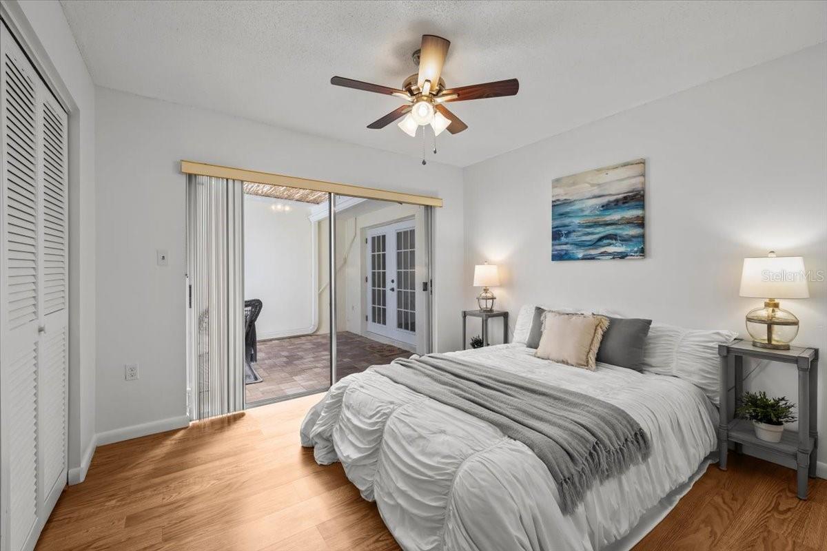 Image 22 of 62 For 10467 Larchmont Place N