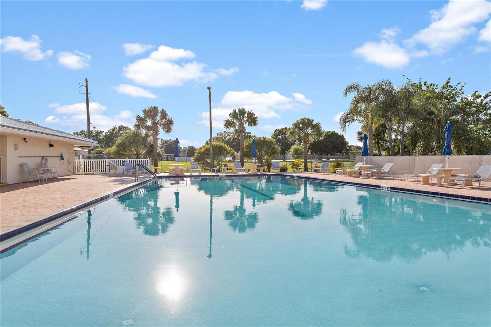 Image 30 of 62 For 10467 Larchmont Place N