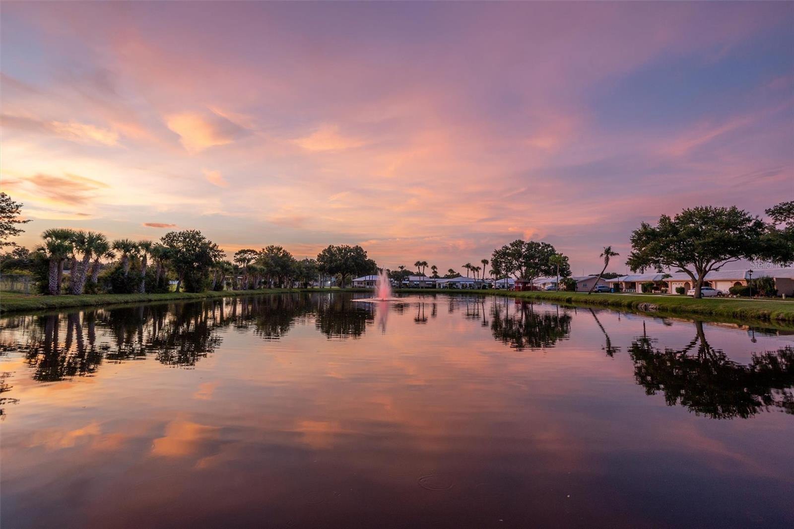 Image 40 of 62 For 10467 Larchmont Place N