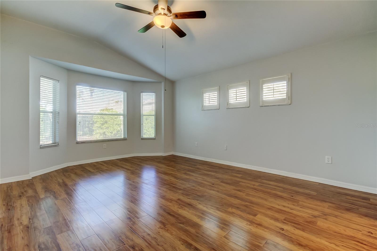 Image 7 of 41 For 4702 Corsage Drive