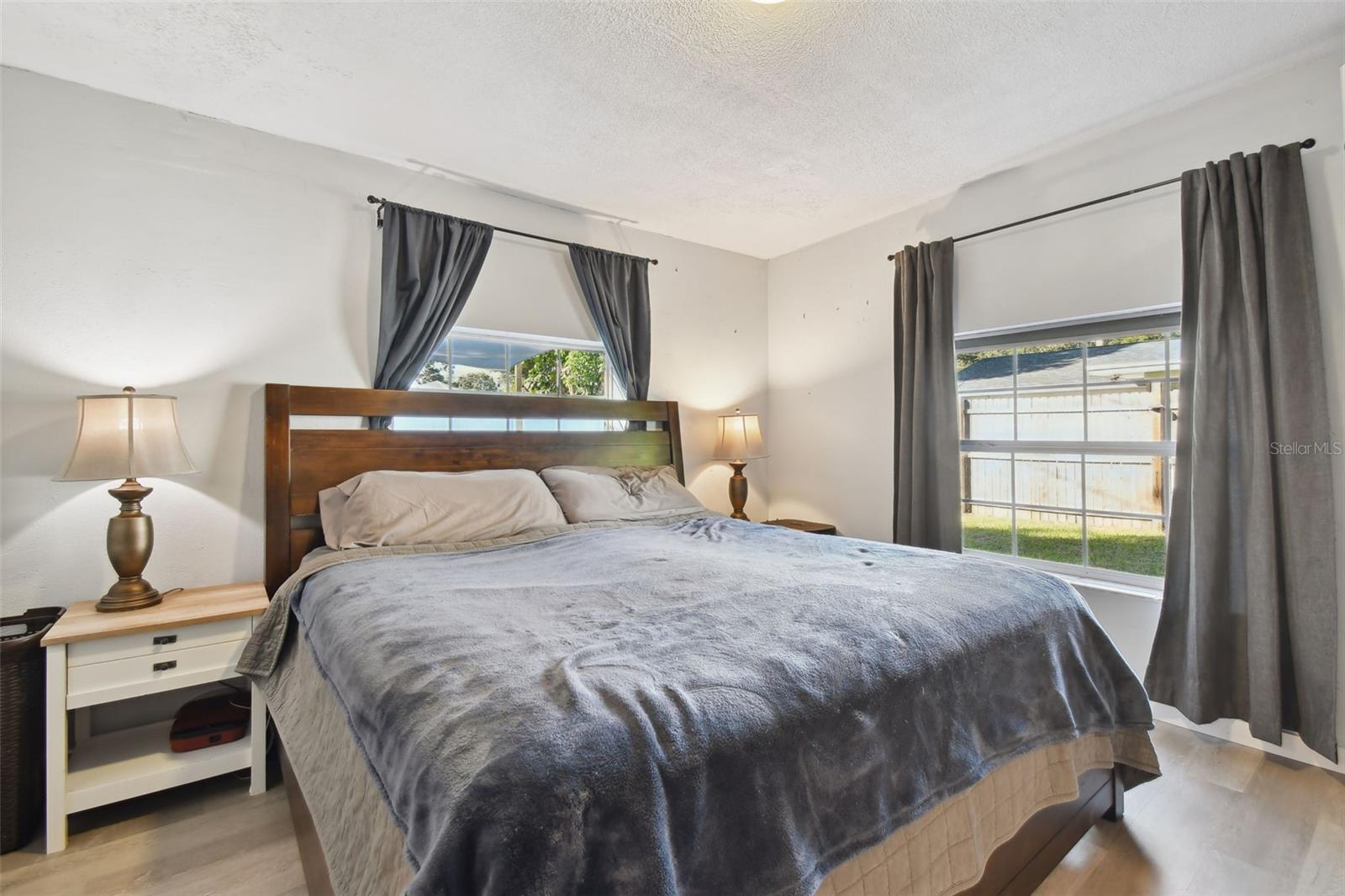 Image 16 of 55 For 12530 136th Lane