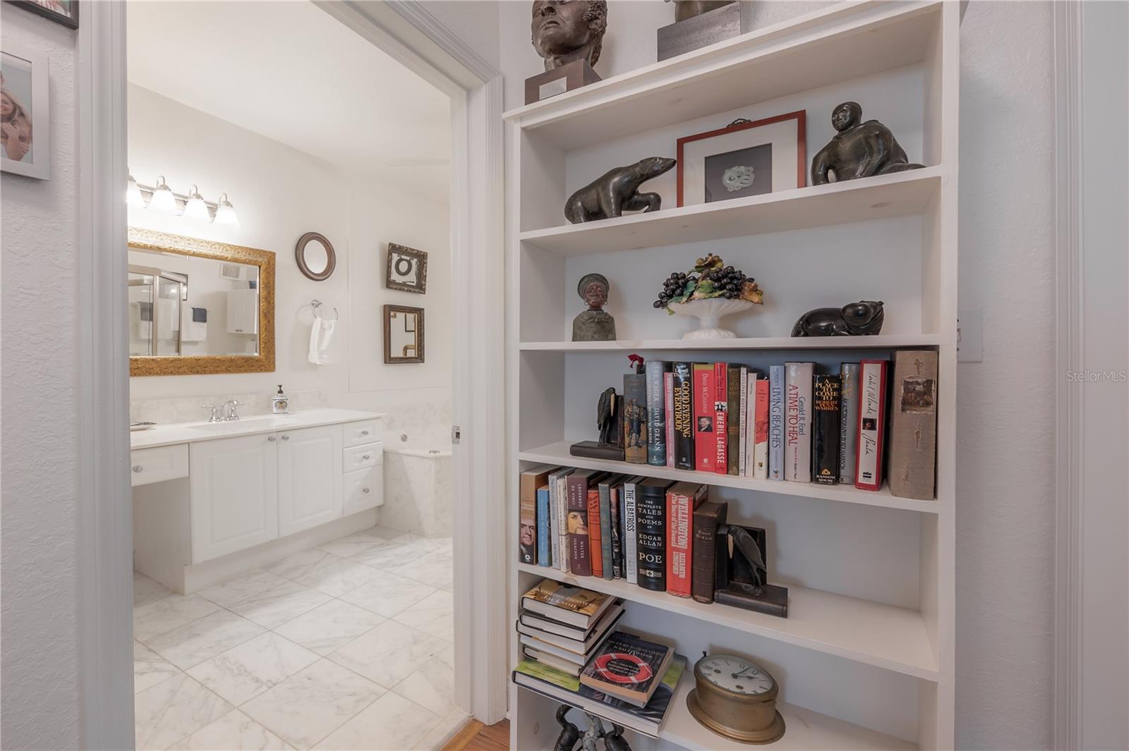 Image 30 of 57 For 2757 Via Cipriani  1134a