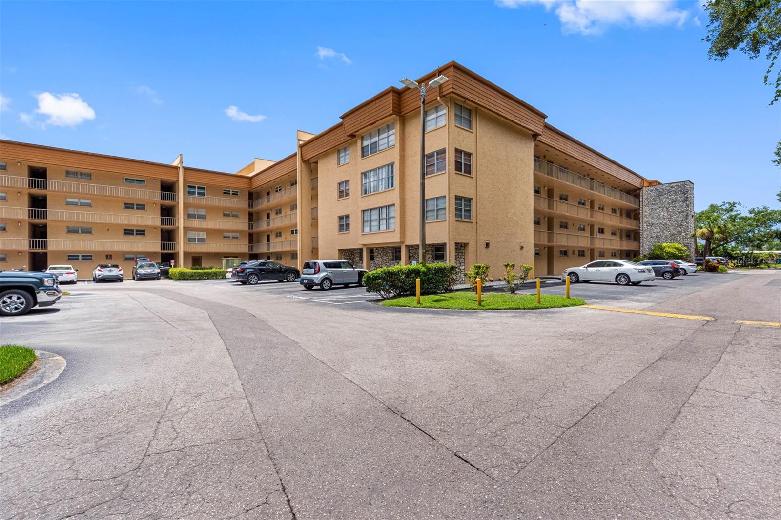 Image 4 of 42 For 5820 Church Avenue 346