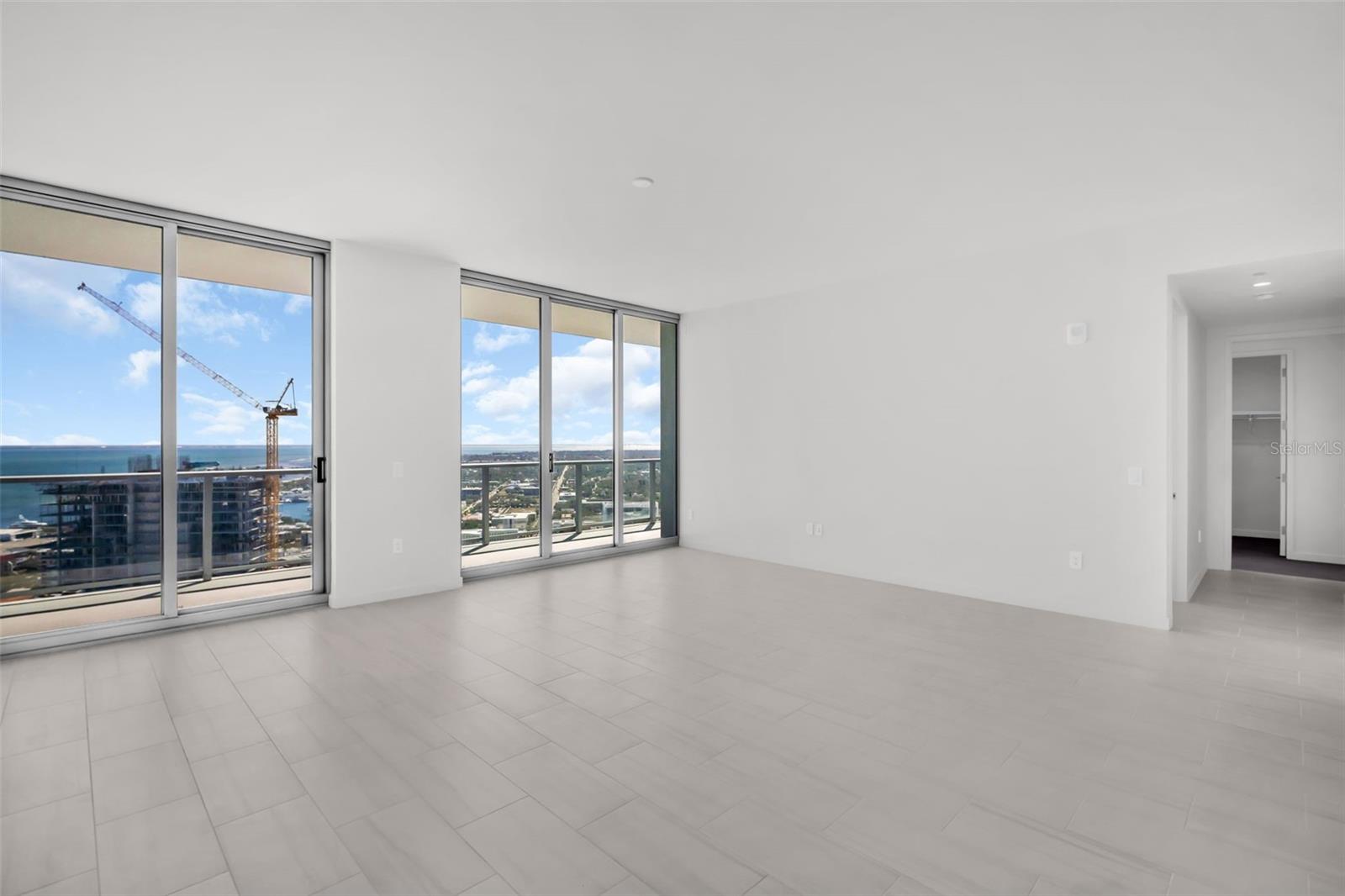 Image 13 of 77 For 400 Central Avenue 3606