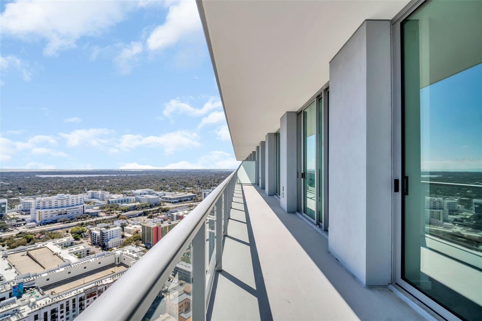 Image 18 of 77 For 400 Central Avenue 3606